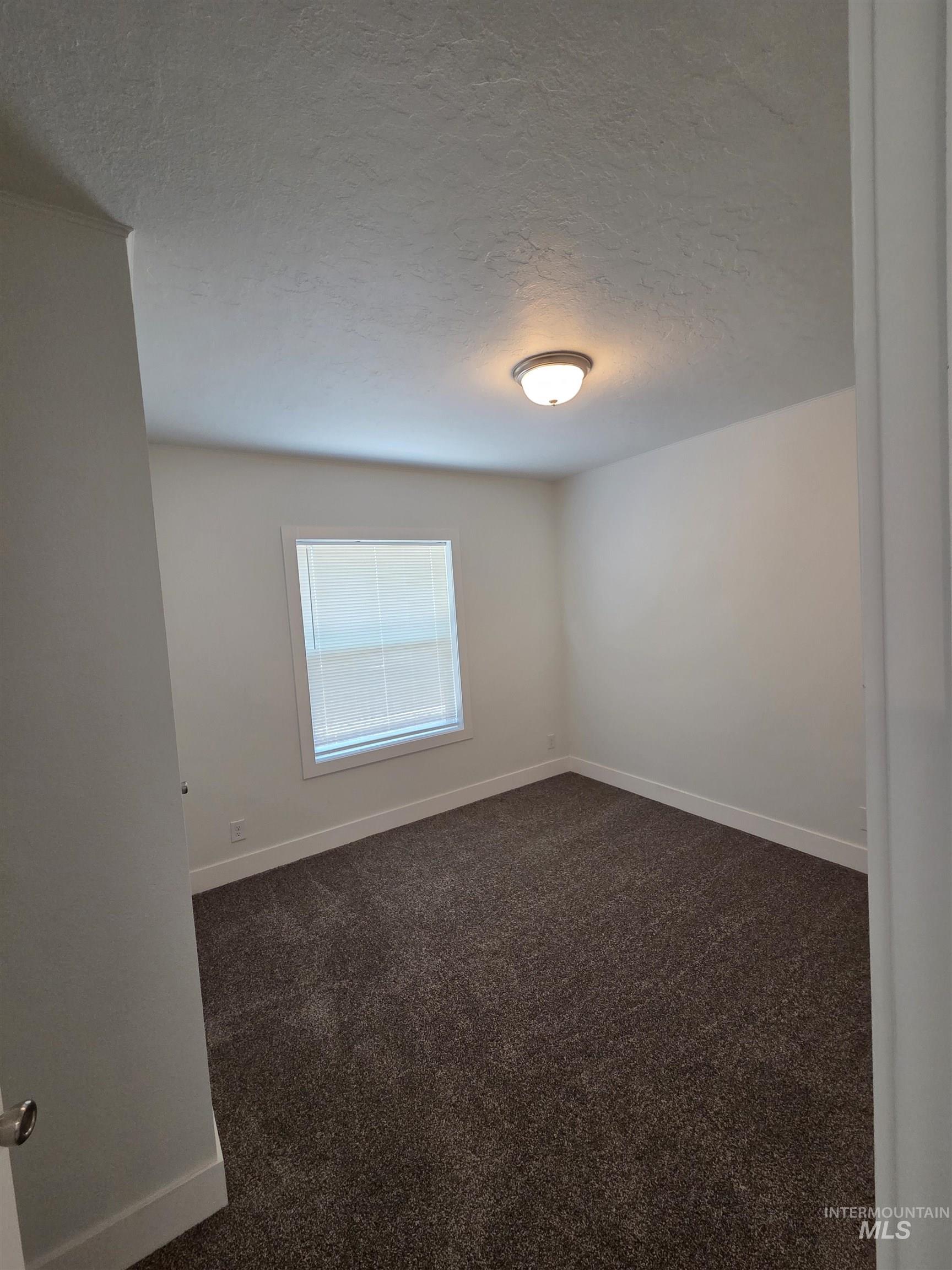 1140 12th Avenue South, Payette, Idaho 83661-3390, 3 Bedrooms, 2 Bathrooms, Residential For Sale, Price $318,369,MLS 98988766