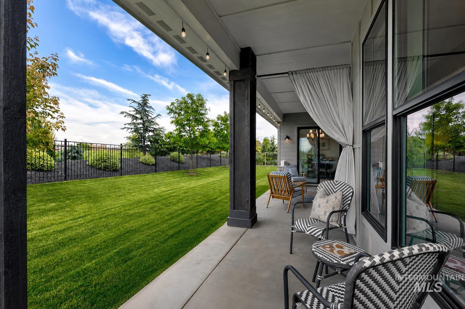 7742 W Palamas Drive, Eagle, Idaho 83616, 3 Bedrooms, 2.5 Bathrooms, Residential For Sale, Price $1,199,000,MLS 98988768
