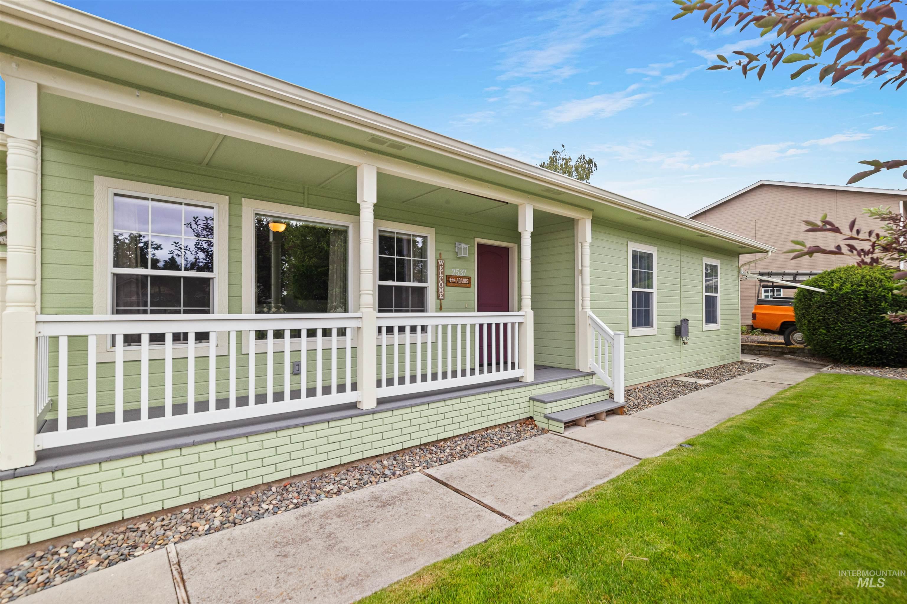 2537 18th Street, Clarkston, Washington 99403, 3 Bedrooms, 2 Bathrooms, Residential For Sale, Price $494,999,MLS 98988770