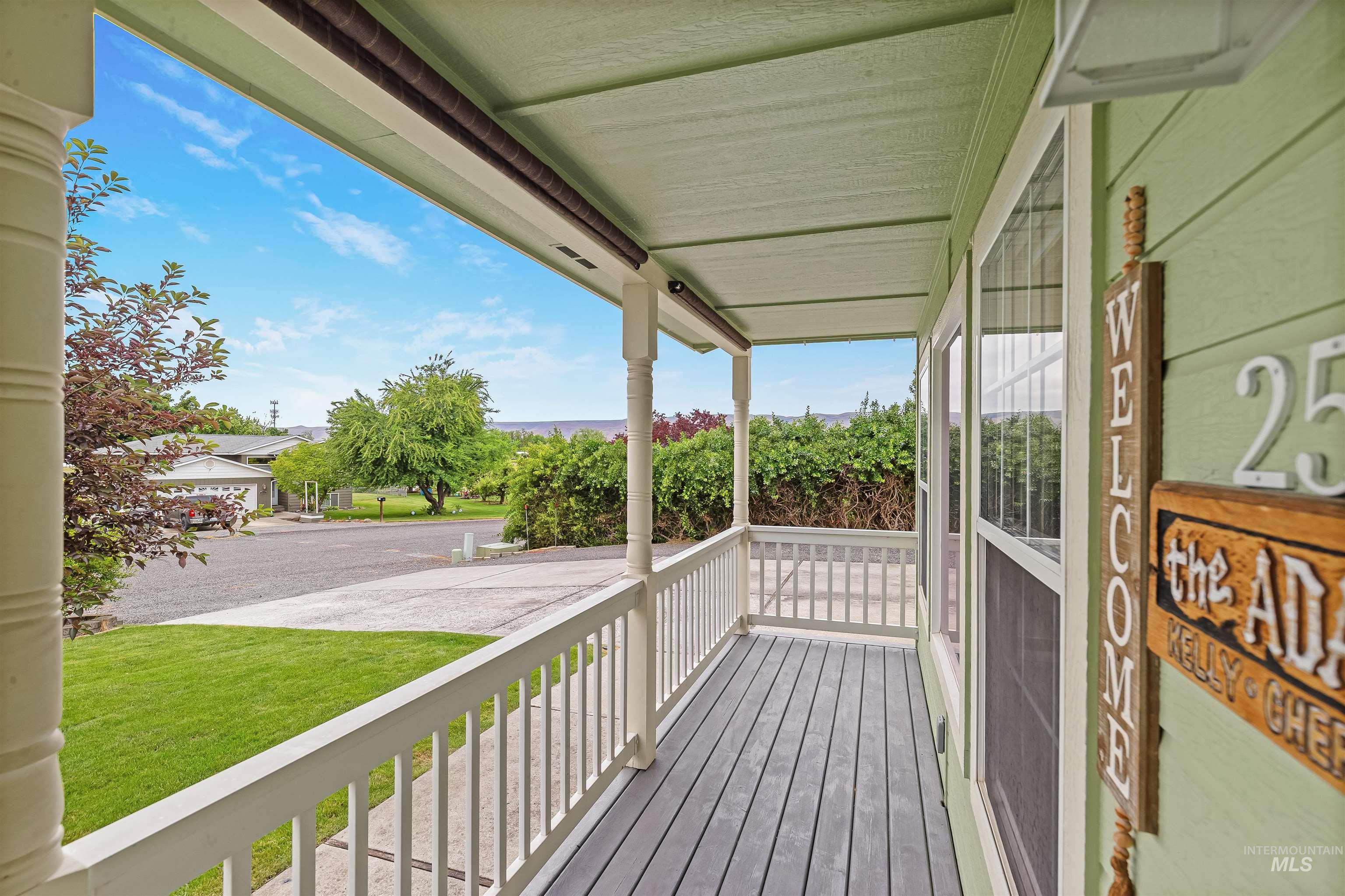 2537 18th Street, Clarkston, Washington 99403, 3 Bedrooms, 2 Bathrooms, Residential For Sale, Price $494,999,MLS 98988770