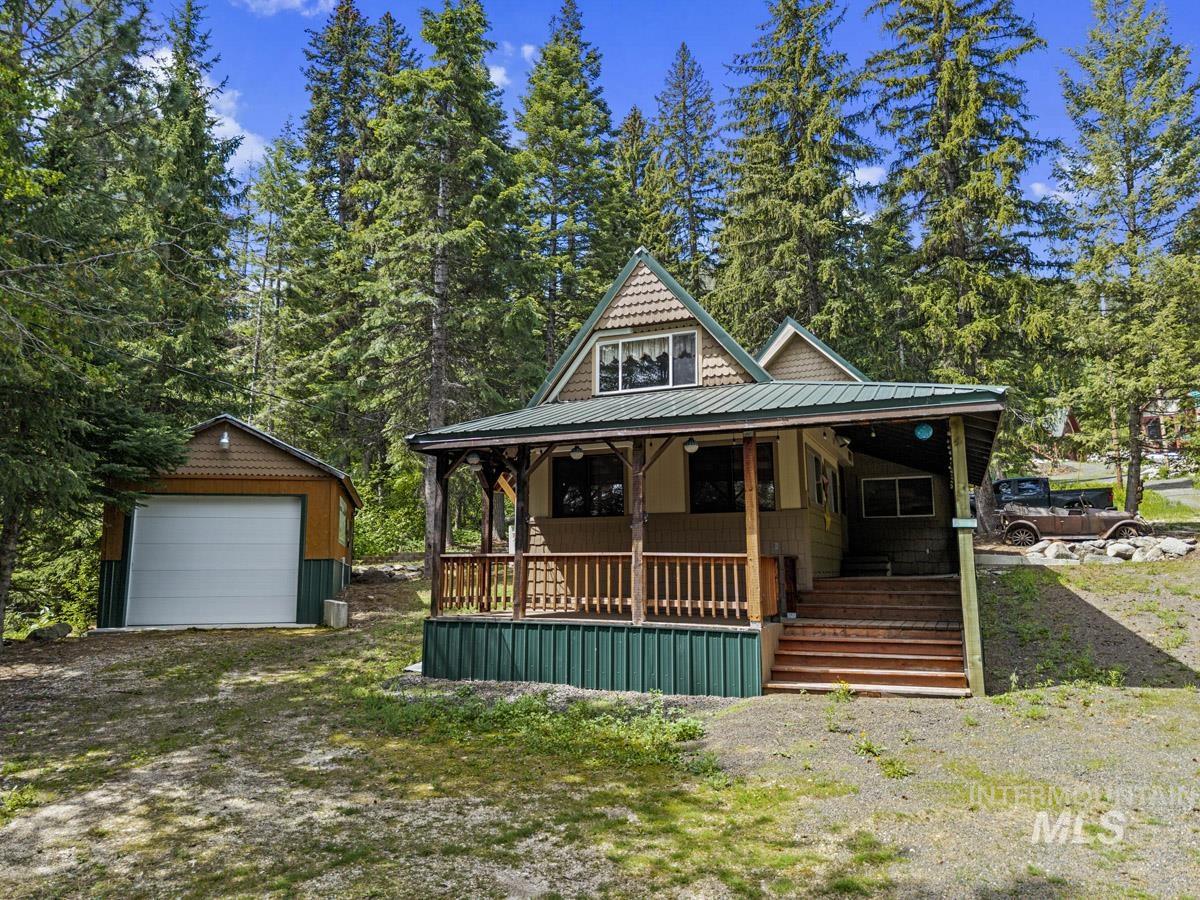 567 West Mountain Road, Cascade, Idaho 83611, 3 Bedrooms, 1 Bathroom, Residential For Sale, Price $425,000,MLS 98988771