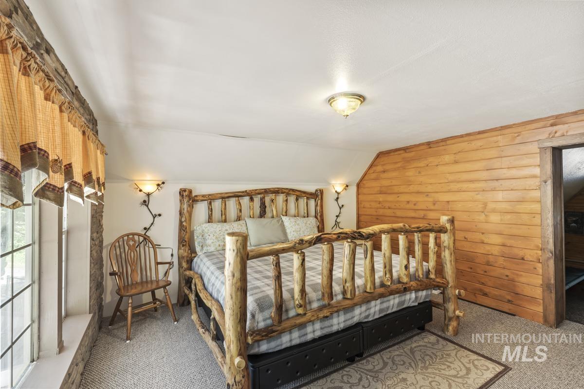567 West Mountain Road, Cascade, Idaho 83611, 3 Bedrooms, 1 Bathroom, Residential For Sale, Price $425,000,MLS 98988771