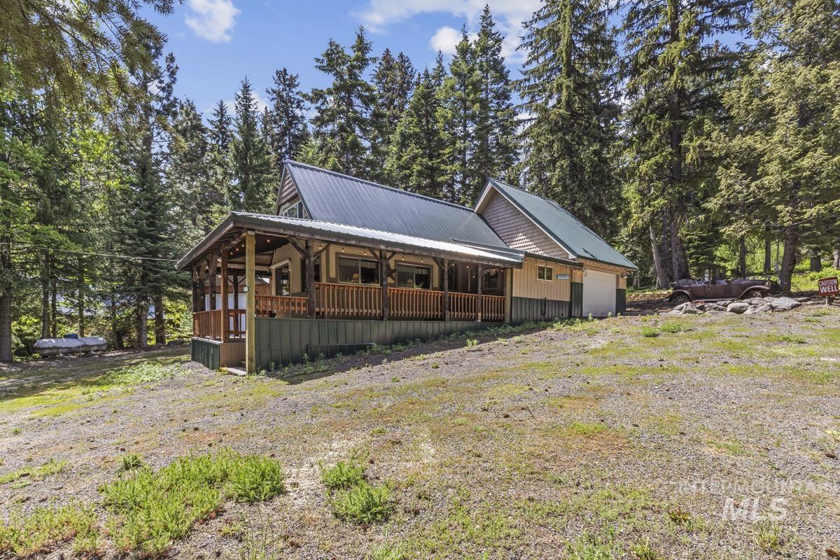 567 West Mountain Road, Cascade, Idaho 83611, 3 Bedrooms, 1 Bathroom, Residential For Sale, Price $425,000,MLS 98988771