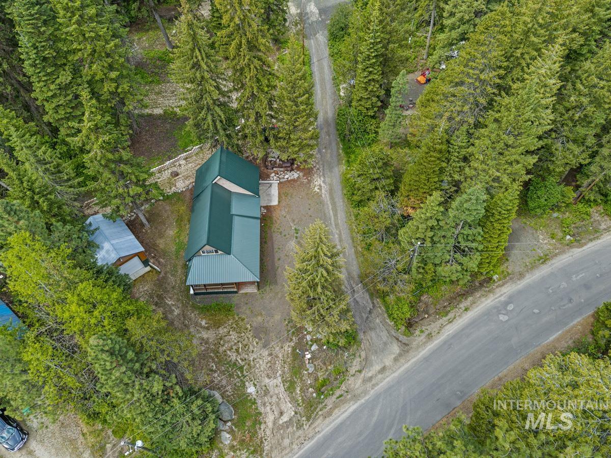 567 West Mountain Road, Cascade, Idaho 83611, 3 Bedrooms, 1 Bathroom, Residential For Sale, Price $425,000,MLS 98988771