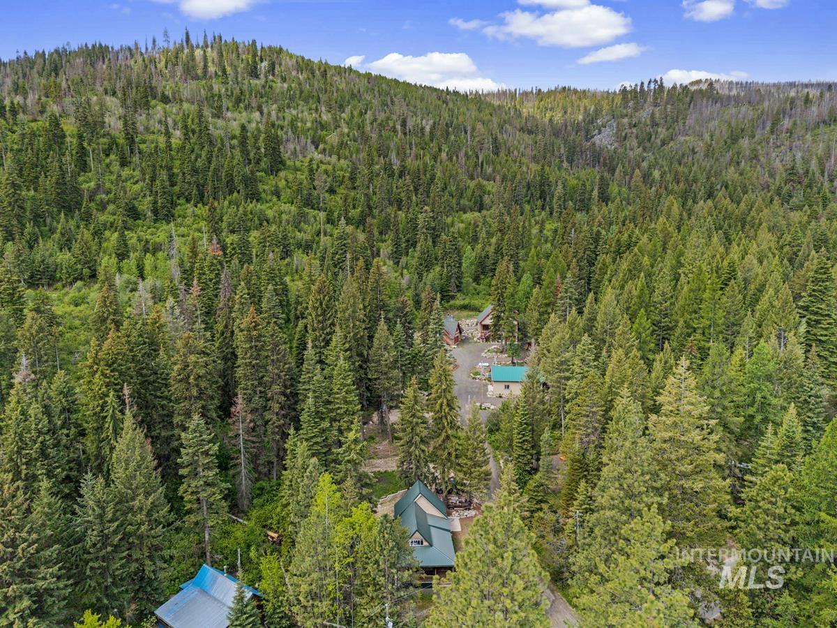 567 West Mountain Road, Cascade, Idaho 83611, 3 Bedrooms, 1 Bathroom, Residential For Sale, Price $425,000,MLS 98988771