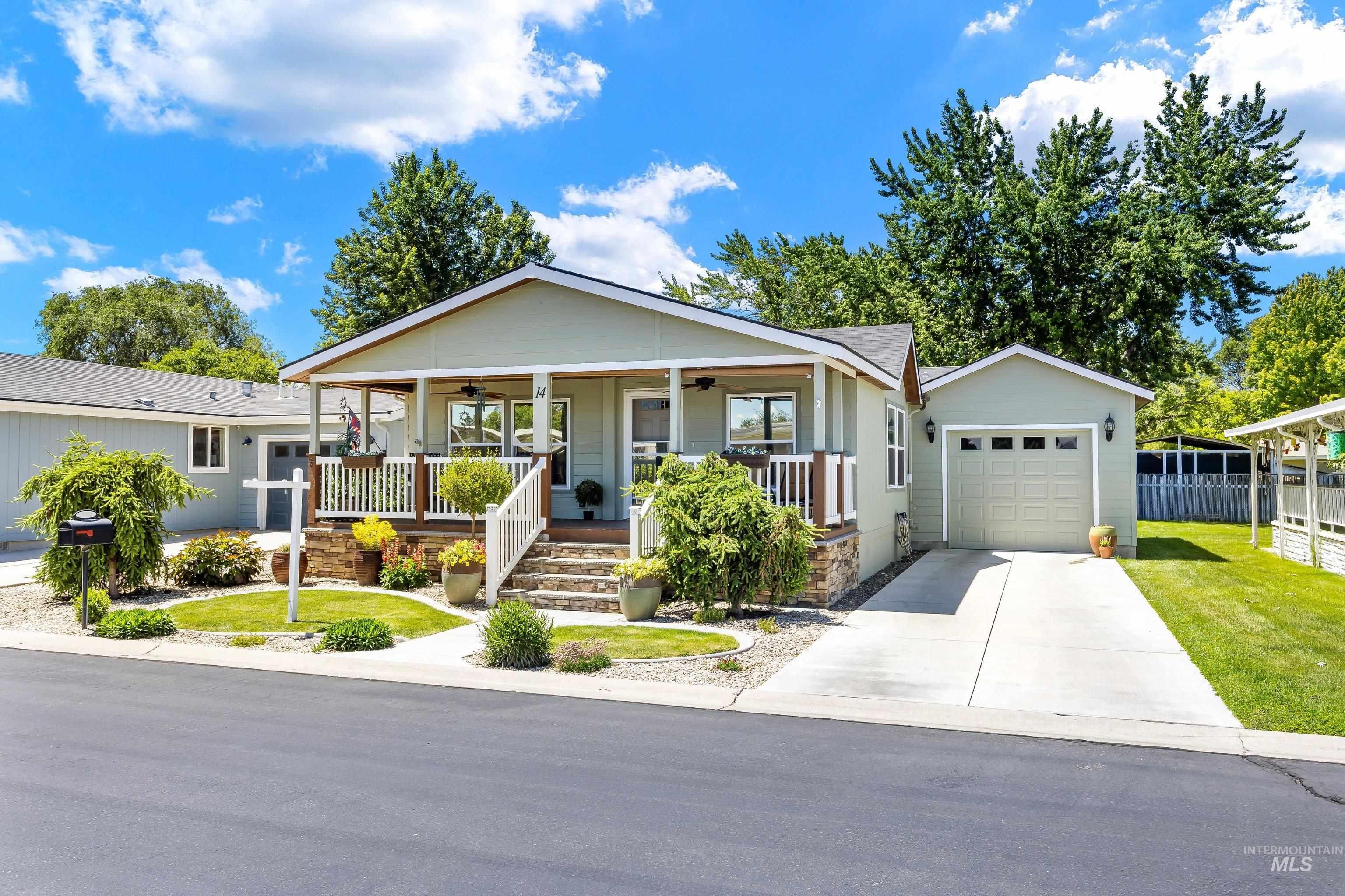 9390 W Ustick Rd #14, Boise, Idaho 83704, 3 Bedrooms, 2 Bathrooms, Residential For Sale, Price $248,000,MLS 98988772