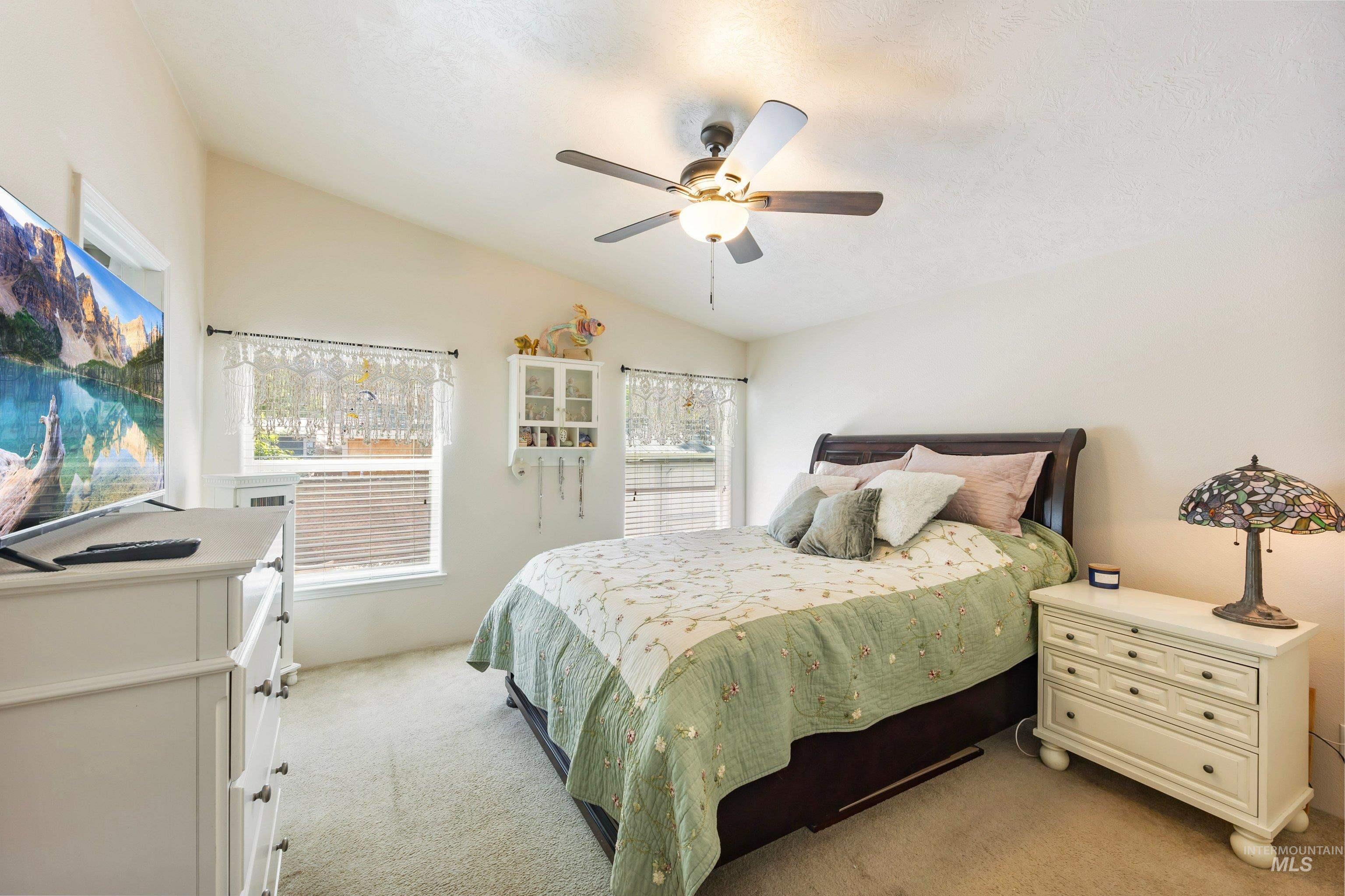 9390 W Ustick Rd #14, Boise, Idaho 83704, 3 Bedrooms, 2 Bathrooms, Residential For Sale, Price $248,000,MLS 98988772