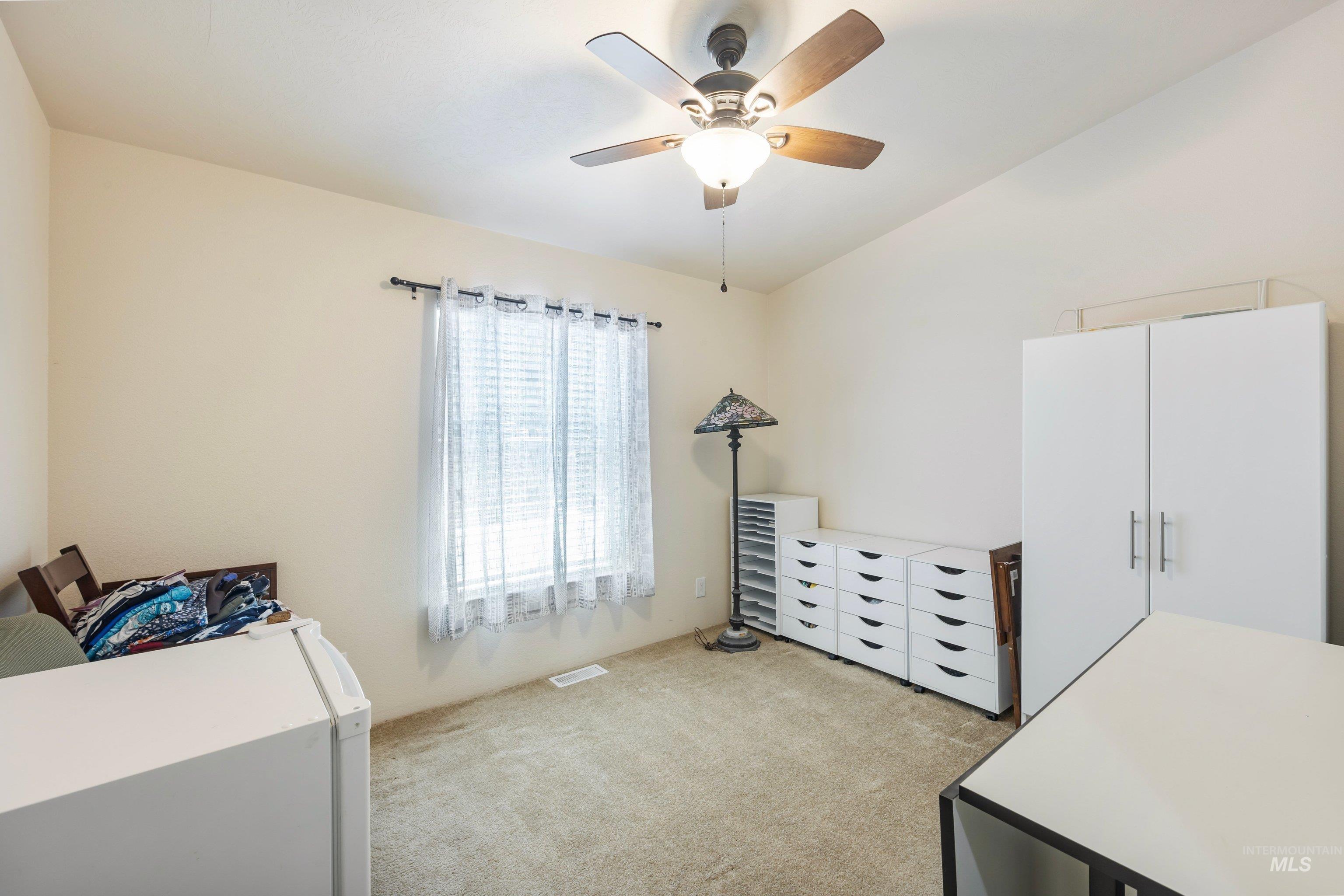 9390 W Ustick Rd #14, Boise, Idaho 83704, 3 Bedrooms, 2 Bathrooms, Residential For Sale, Price $248,000,MLS 98988772