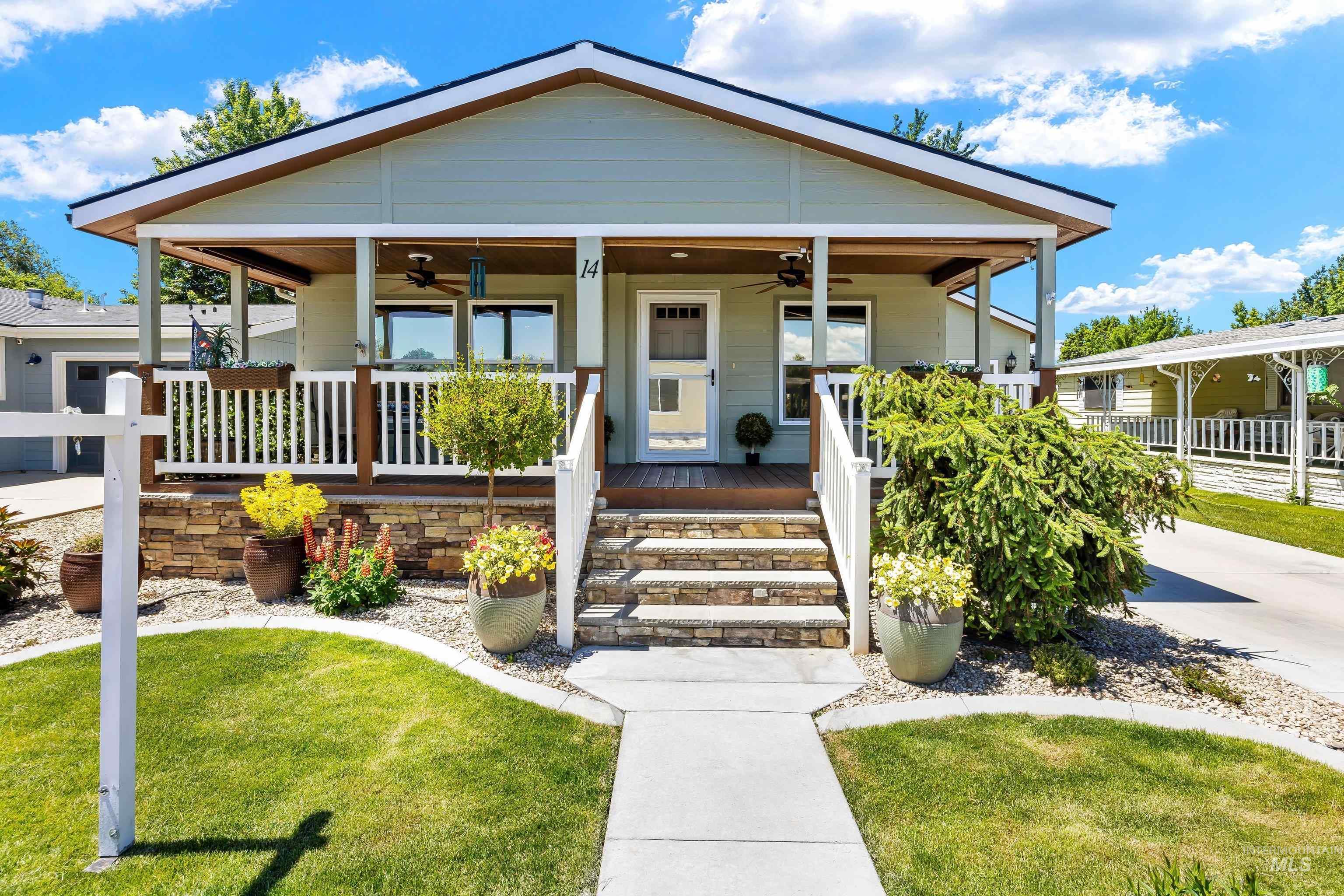 9390 W Ustick Rd #14, Boise, Idaho 83704, 3 Bedrooms, 2 Bathrooms, Residential For Sale, Price $248,000,MLS 98988772