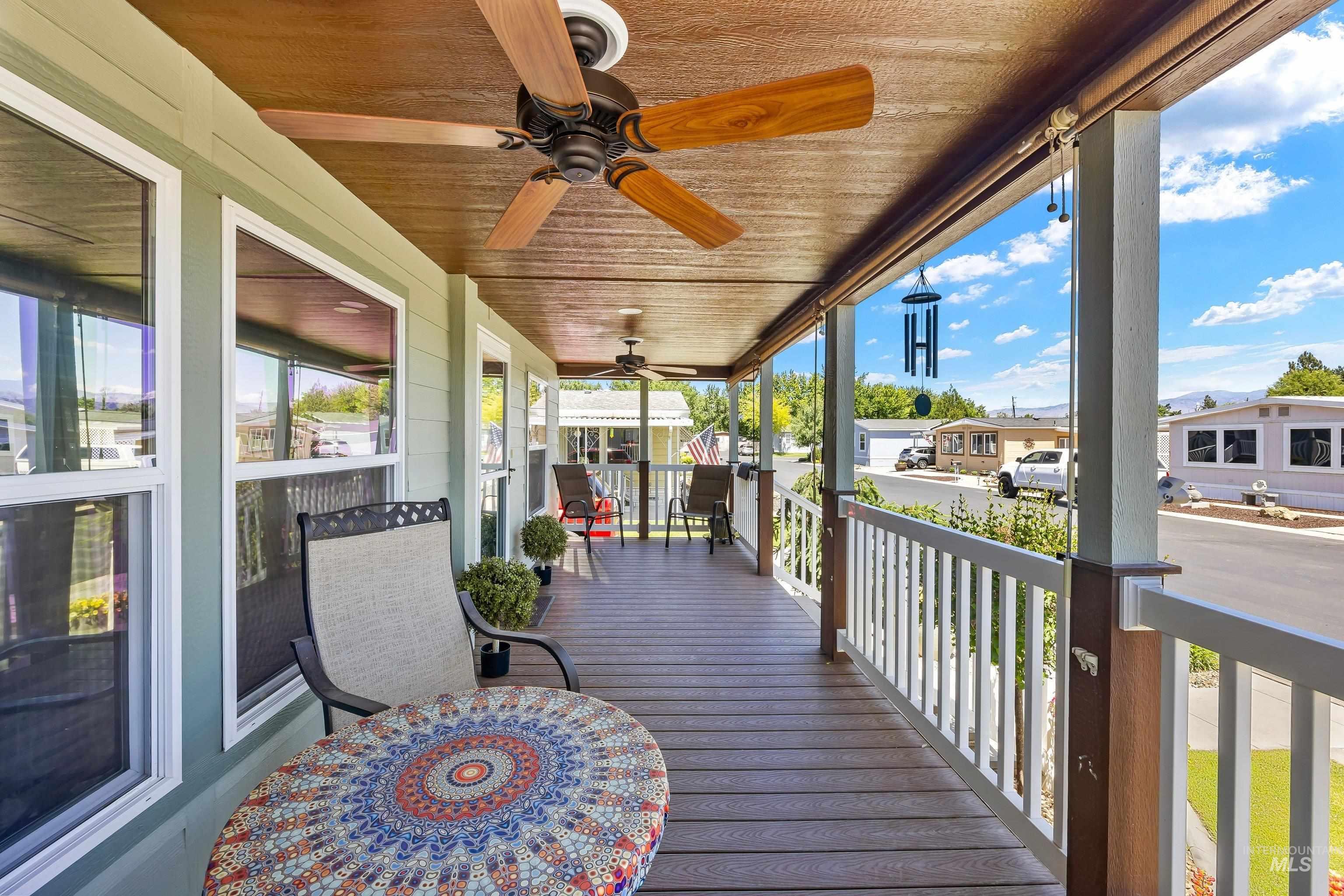 9390 W Ustick Rd #14, Boise, Idaho 83704, 3 Bedrooms, 2 Bathrooms, Residential For Sale, Price $248,000,MLS 98988772
