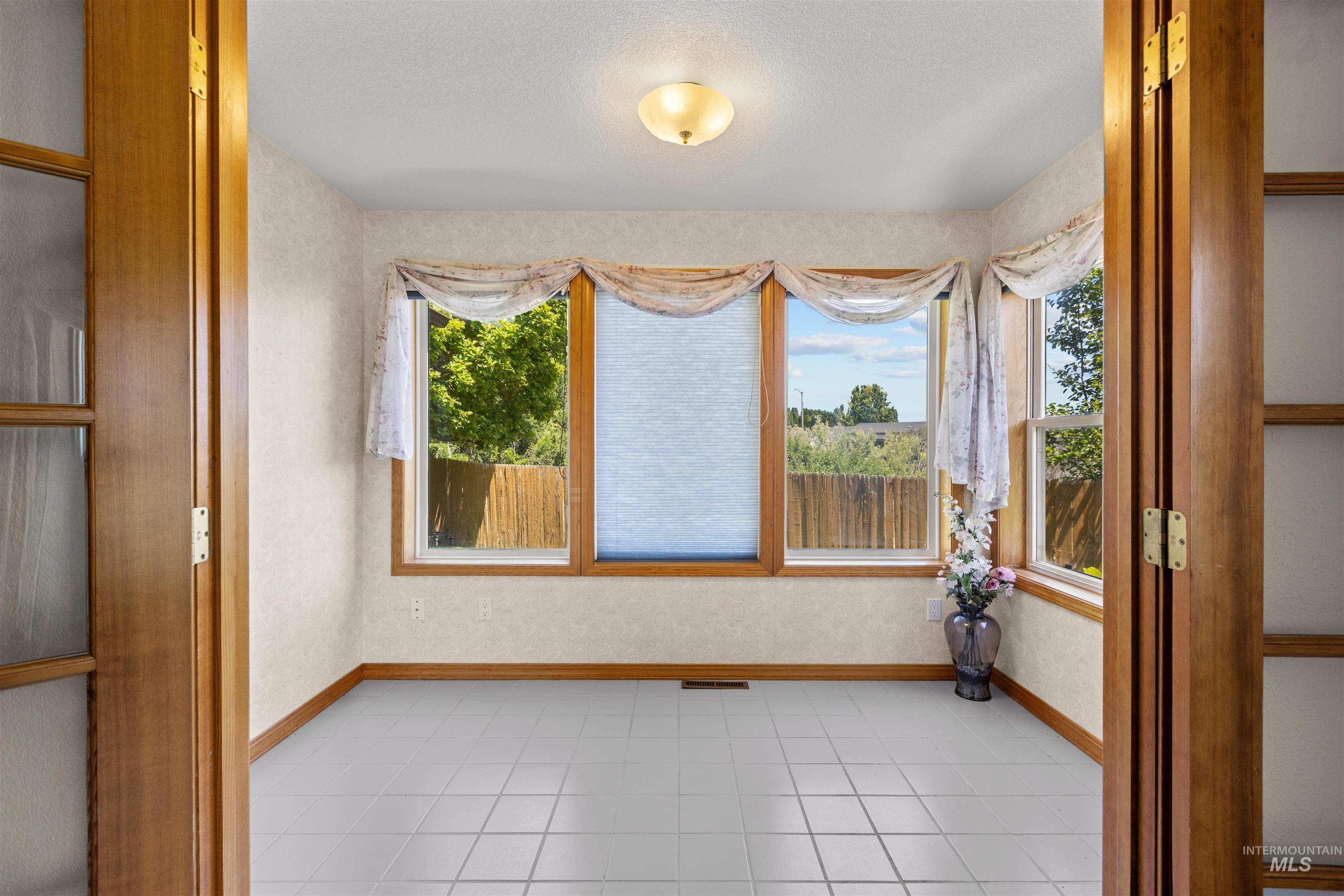 2100 Carey Place, Nampa, Idaho 83651-7563, 3 Bedrooms, 2 Bathrooms, Residential For Sale, Price $449,000,MLS 98988775
