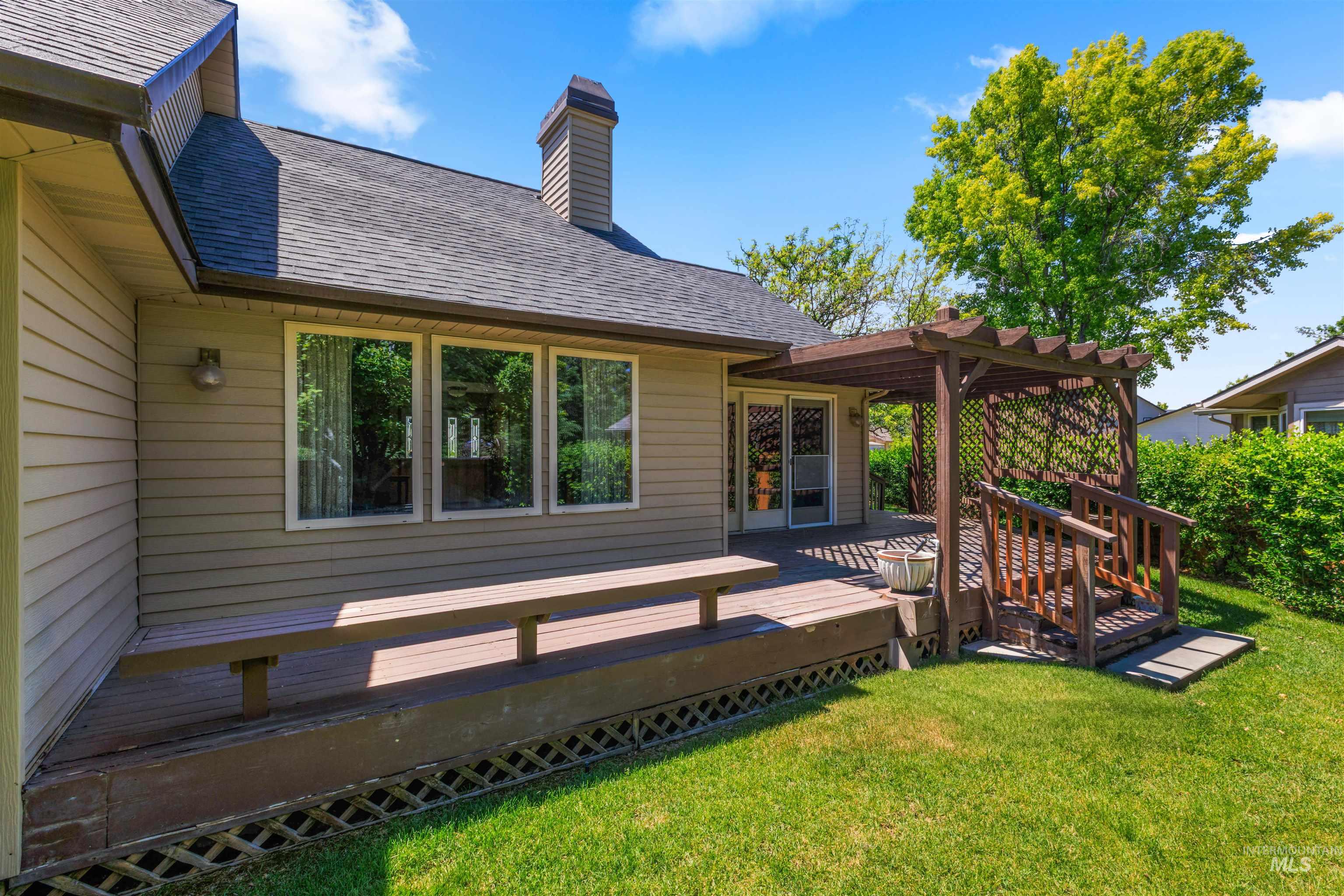 2100 Carey Place, Nampa, Idaho 83651-7563, 3 Bedrooms, 2 Bathrooms, Residential For Sale, Price $449,000,MLS 98988775