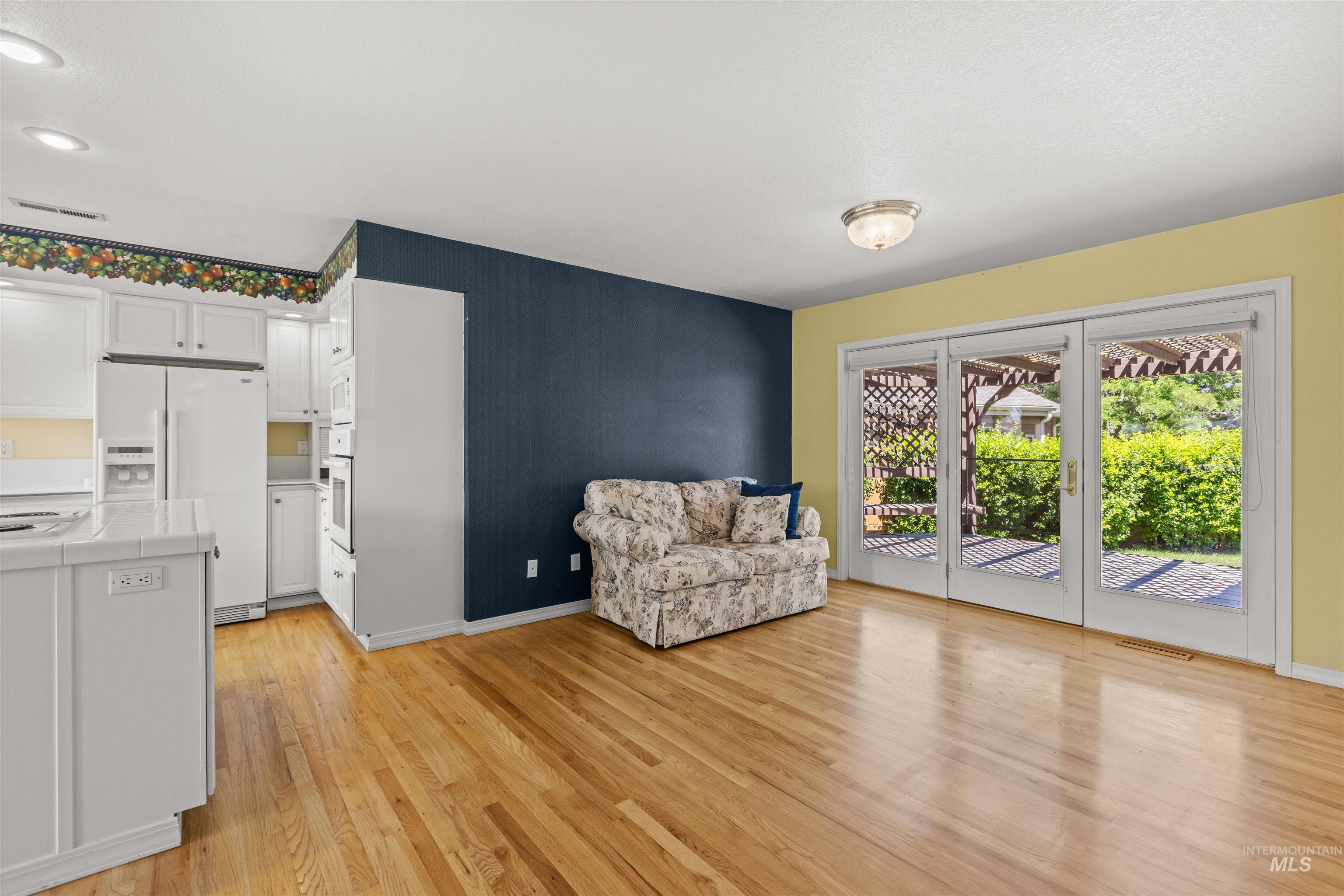 2100 Carey Place, Nampa, Idaho 83651-7563, 3 Bedrooms, 2 Bathrooms, Residential For Sale, Price $449,000,MLS 98988775