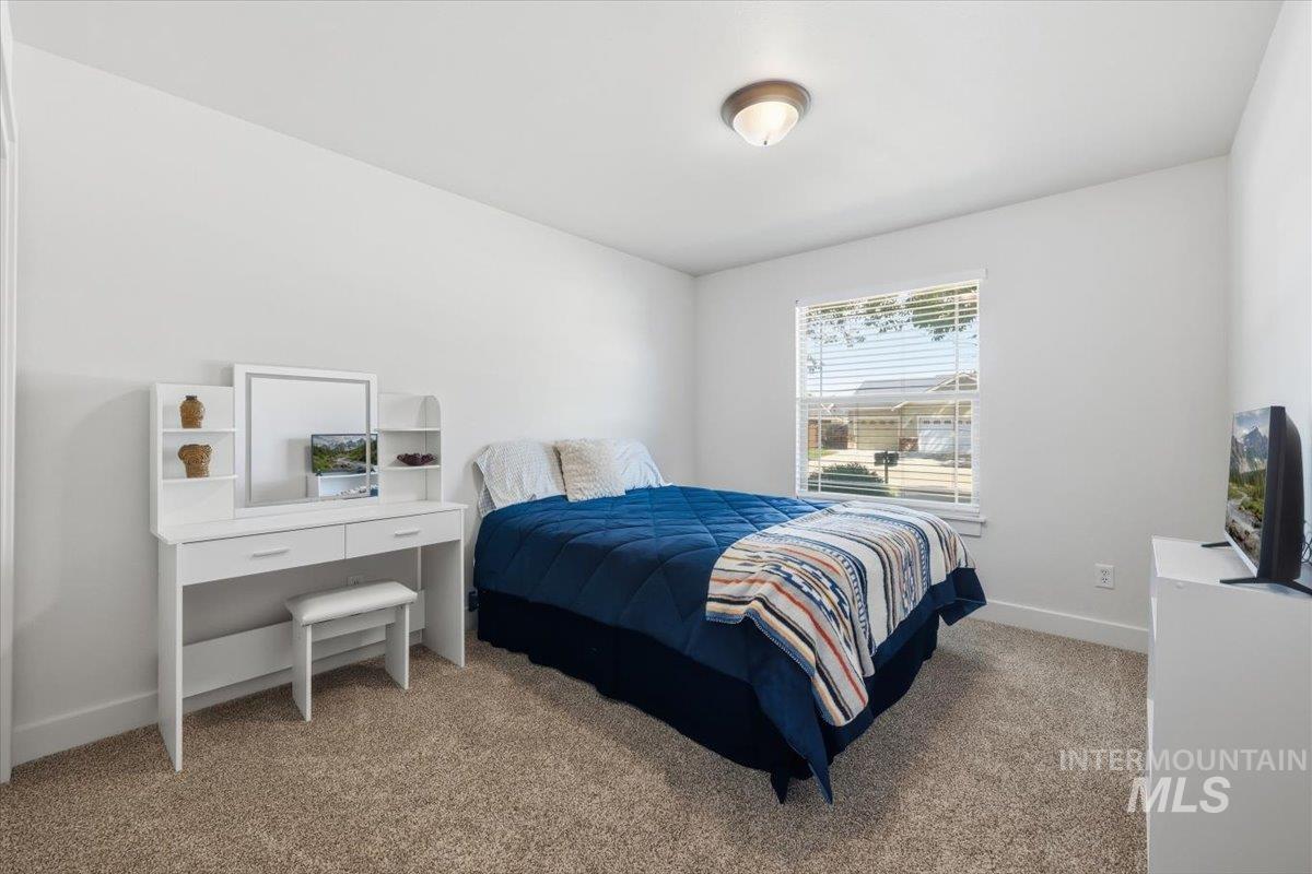 9591 W Silverspring St, Boise, Idaho 83709, 3 Bedrooms, 2 Bathrooms, Residential For Sale, Price $429,999, 98988777