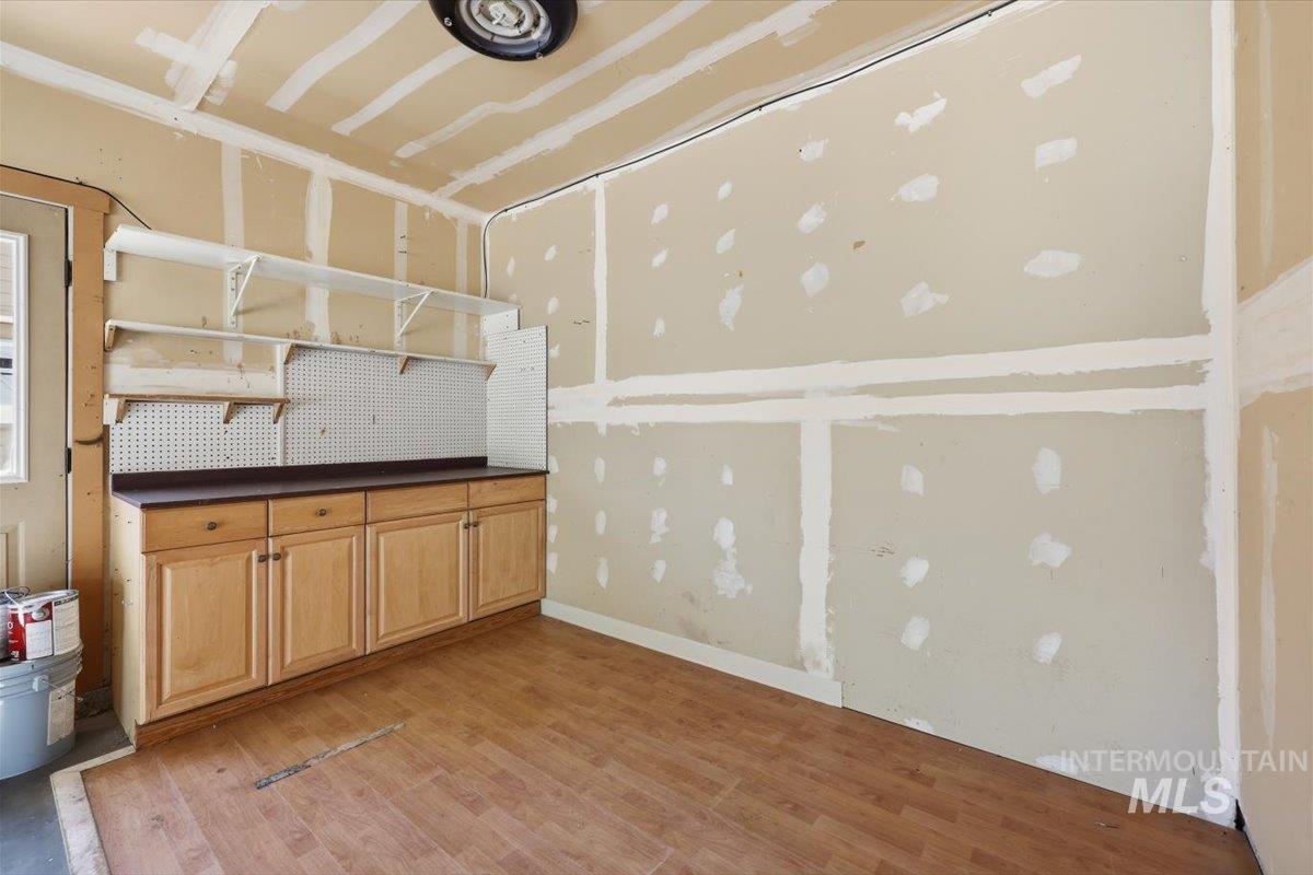9591 W Silverspring St, Boise, Idaho 83709, 3 Bedrooms, 2 Bathrooms, Residential For Sale, Price $429,999, 98988777