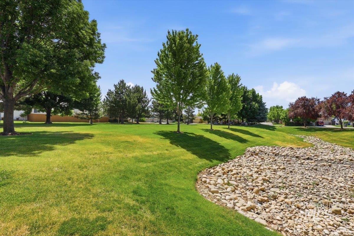 9591 W Silverspring St, Boise, Idaho 83709, 3 Bedrooms, 2 Bathrooms, Residential For Sale, Price $429,999, 98988777