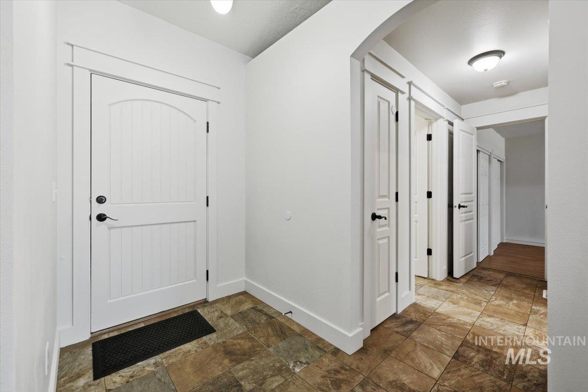 9591 W Silverspring St, Boise, Idaho 83709, 3 Bedrooms, 2 Bathrooms, Residential For Sale, Price $429,999, 98988777