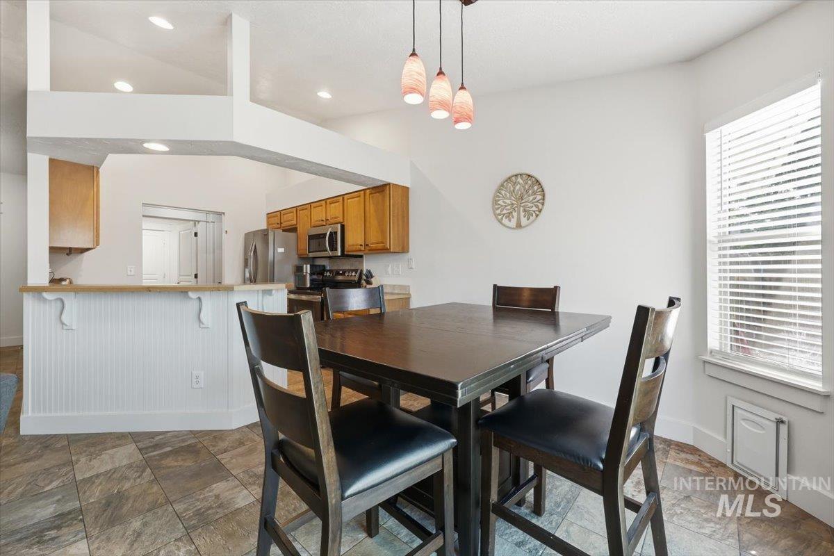 9591 W Silverspring St, Boise, Idaho 83709, 3 Bedrooms, 2 Bathrooms, Residential For Sale, Price $429,999, 98988777