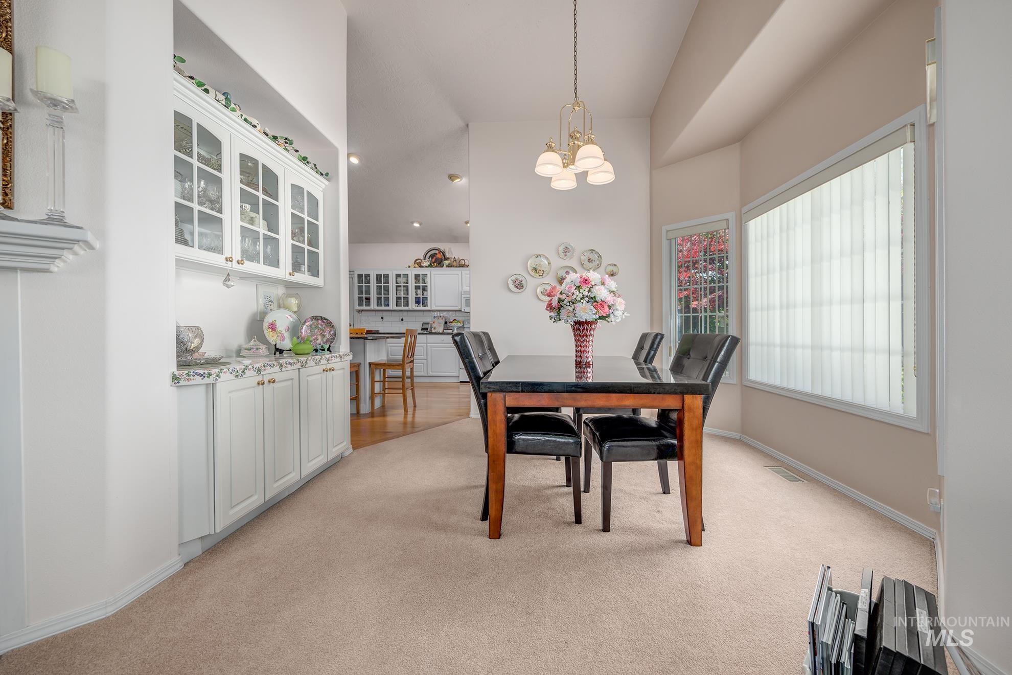 119 SW 18th St, Ontario, Oregon 97914, 4 Bedrooms, 2 Bathrooms, Residential For Sale, Price $499,000, 98988782
