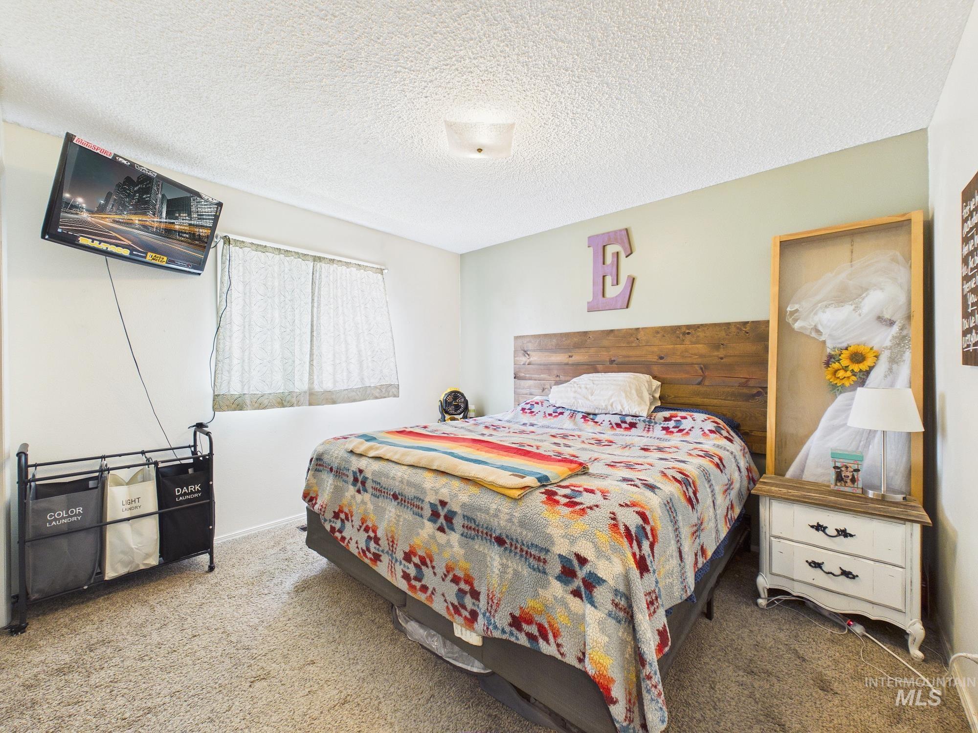 815 NW 2nd St, Fruitland, Idaho 83619, 3 Bedrooms, 1 Bathroom, Residential For Sale, Price $310,000,MLS 98988785