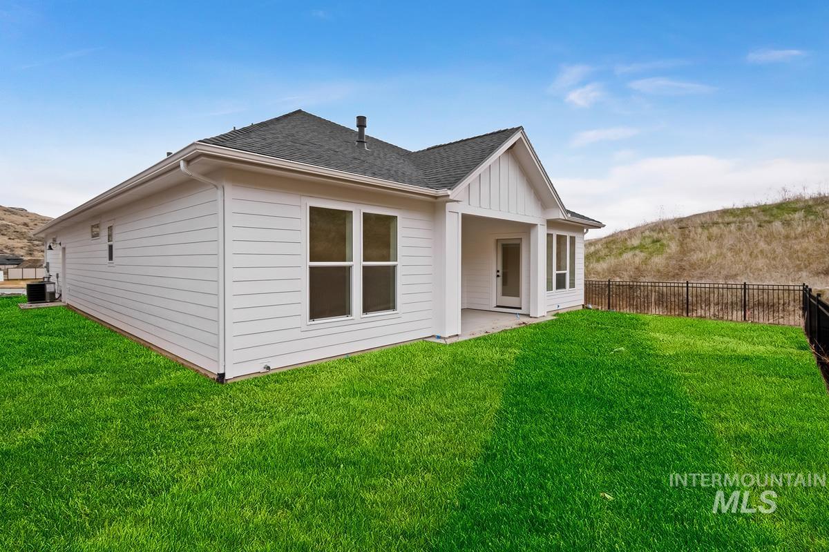6629 N Good Dr., Eagle, Idaho 83629, 3 Bedrooms, 2 Bathrooms, Residential For Sale, Price $619,880, 98988793