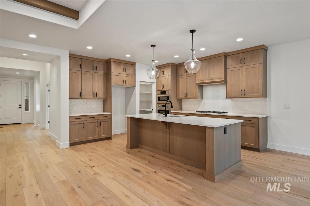 6629 N Good Dr., Eagle, Idaho 83629, 3 Bedrooms, 2 Bathrooms, Residential For Sale, Price $619,880, 98988793