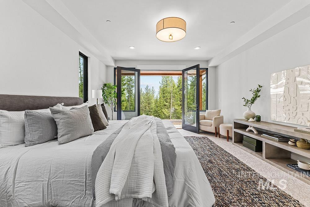 38 Bella View Drive, McCall, Idaho 83638, 5 Bedrooms, 5 Bathrooms, Residential For Sale, Price $1,790,000,MLS 98988798