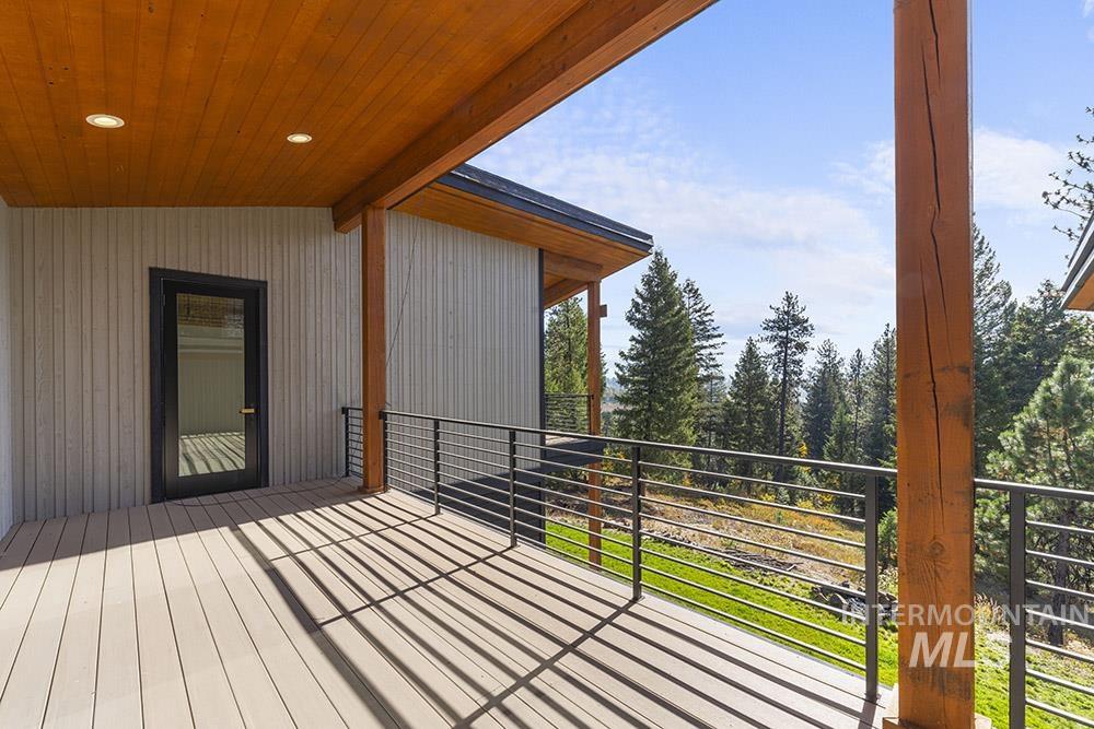 38 Bella View Drive, McCall, Idaho 83638, 5 Bedrooms, 5 Bathrooms, Residential For Sale, Price $1,790,000,MLS 98988798