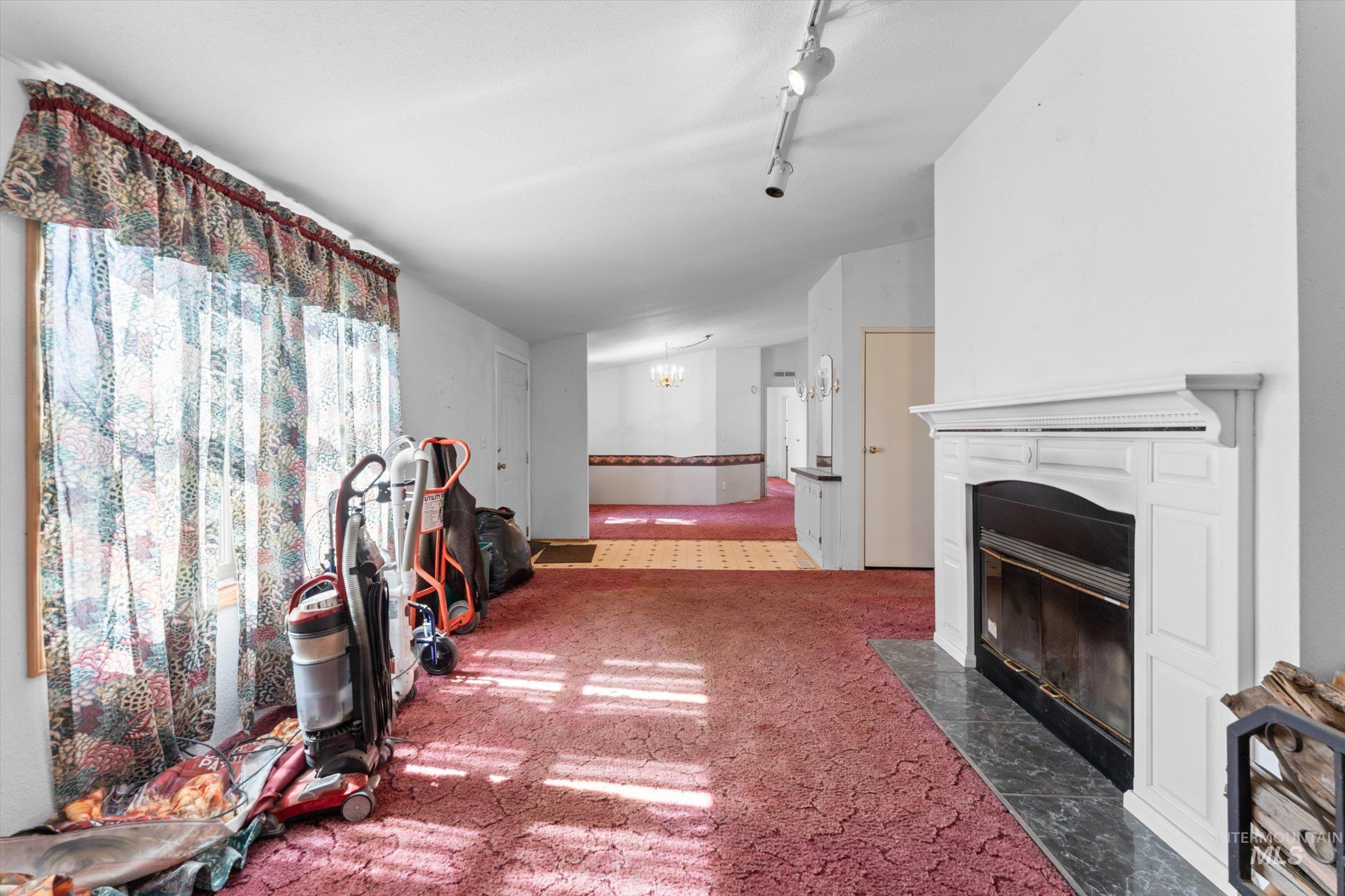 4051 NW Canal, Mountain Home, Idaho 83647-5757, 3 Bedrooms, 2 Bathrooms, Residential For Sale, Price $430,000,MLS 98988799
