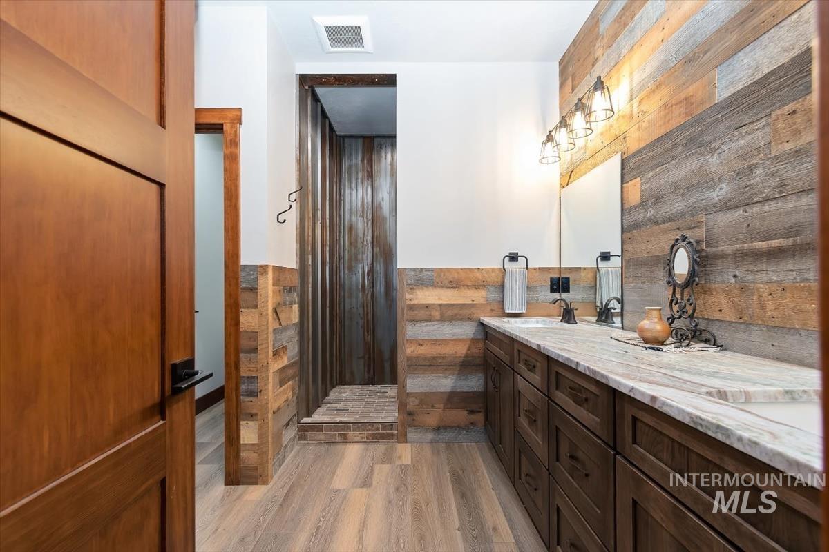 2609 West Mountain Rd, Donnelly, Idaho 83615-0000, 3 Bedrooms, 2.5 Bathrooms, Residential For Sale, Price $1,750,000,MLS 98988810
