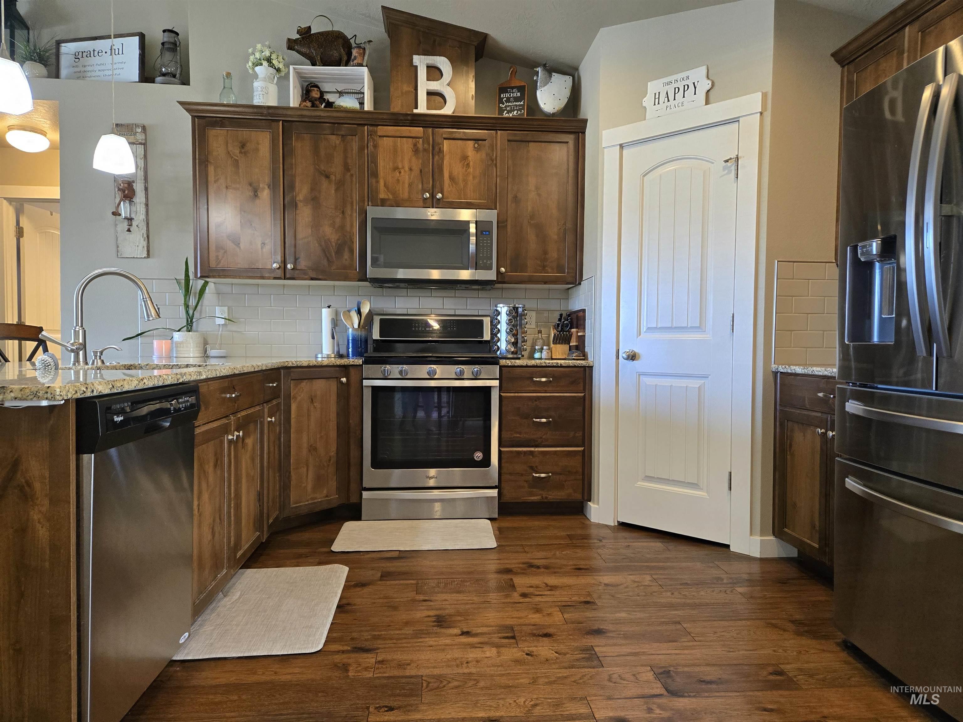 235 Meadow View Dr., Payette, Idaho 83661, 3 Bedrooms, 2 Bathrooms, Residential For Sale, Price $415,000, 98988811