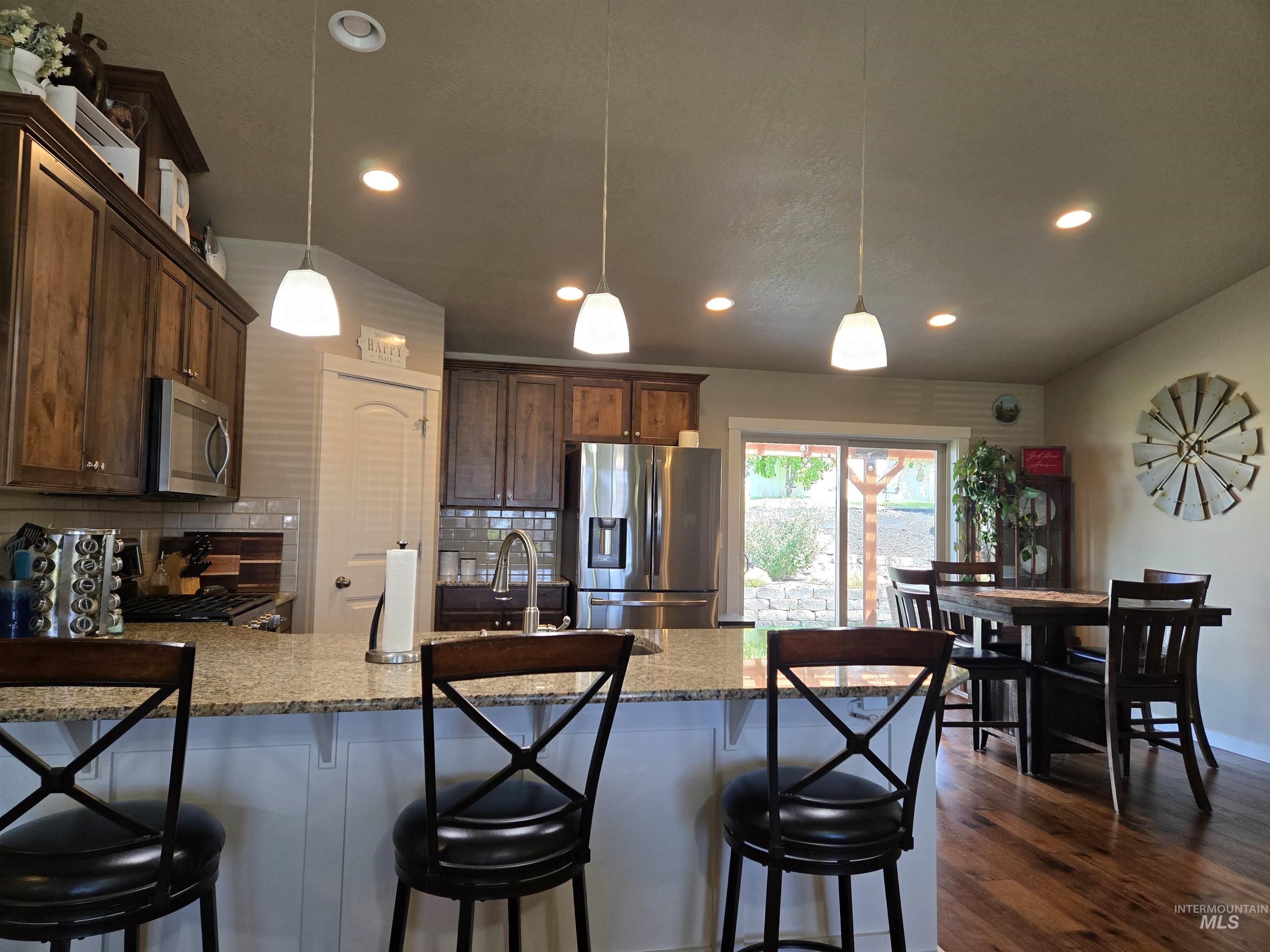 235 Meadow View Dr., Payette, Idaho 83661, 3 Bedrooms, 2 Bathrooms, Residential For Sale, Price $415,000, 98988811