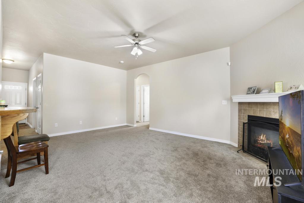 1036 Terra Ave, Twin Falls, Idaho 83301, 5 Bedrooms, 3 Bathrooms, Residential For Sale, Price $489,900,MLS 98988830