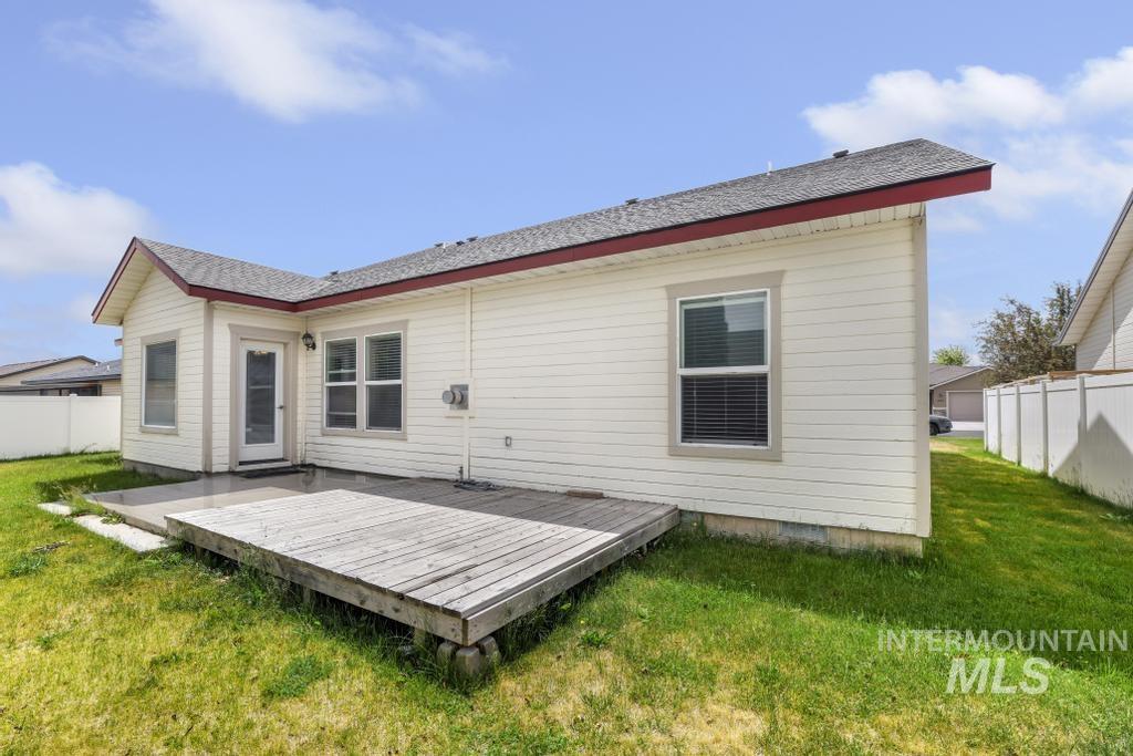 1036 Terra Ave, Twin Falls, Idaho 83301, 5 Bedrooms, 3 Bathrooms, Residential For Sale, Price $489,900,MLS 98988830