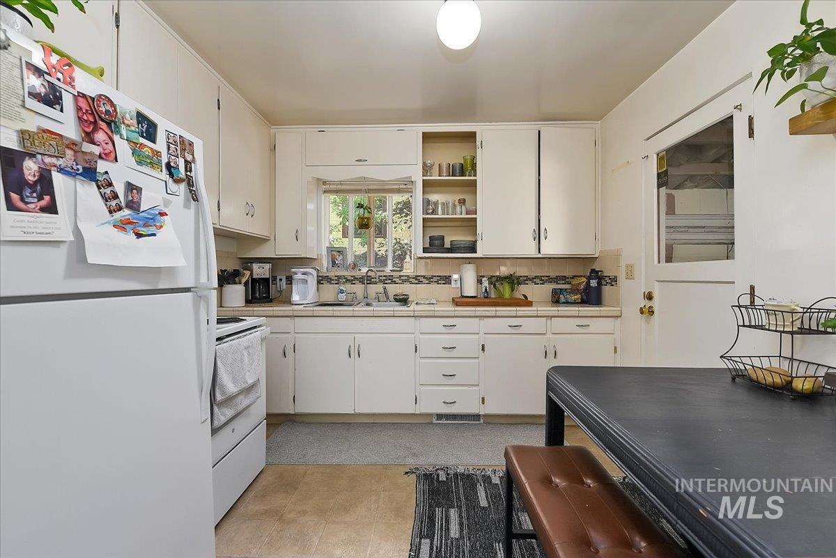1317 N 4th St., Boise, Idaho 83702, 2 Bedrooms, 1 Bathroom, Residential Income For Sale, Price $765,000,MLS 98988831