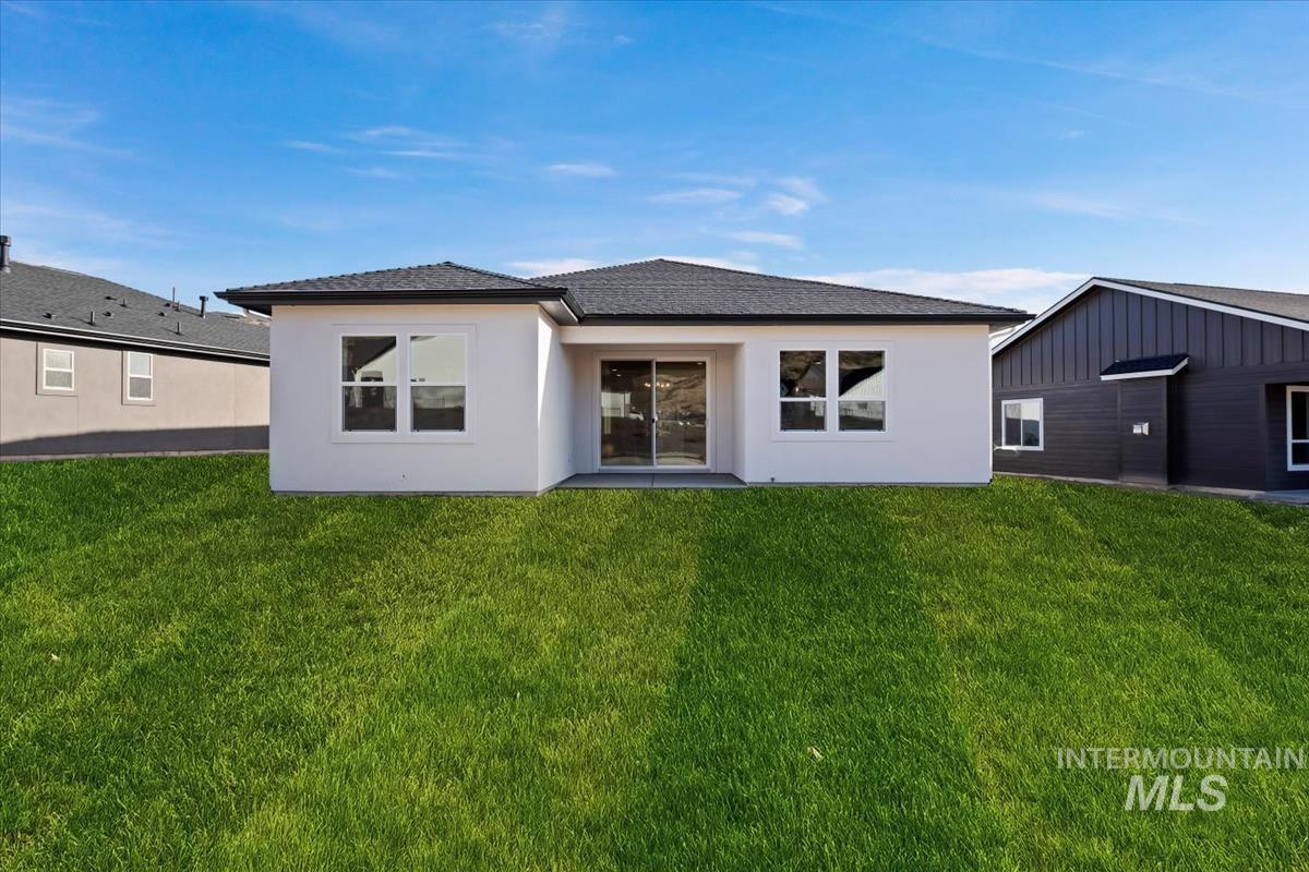 2203 E Sweet Pearl St., Kuna, Idaho 83634, 3 Bedrooms, 2 Bathrooms, Residential For Sale, Price $549,880,MLS 98988832