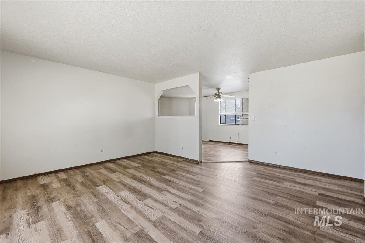 3322 S Centennial Pl, Boise, Idaho 83706, 3 Bedrooms, 1.5 Bathrooms, Residential For Sale, Price $449,900,MLS 98988833