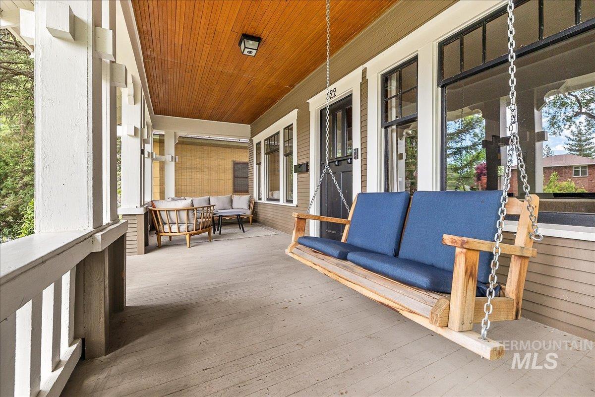 822 E McKinley St., Boise, Idaho 83712, 4 Bedrooms, 2 Bathrooms, Residential For Sale, Price $975,000,MLS 98988836