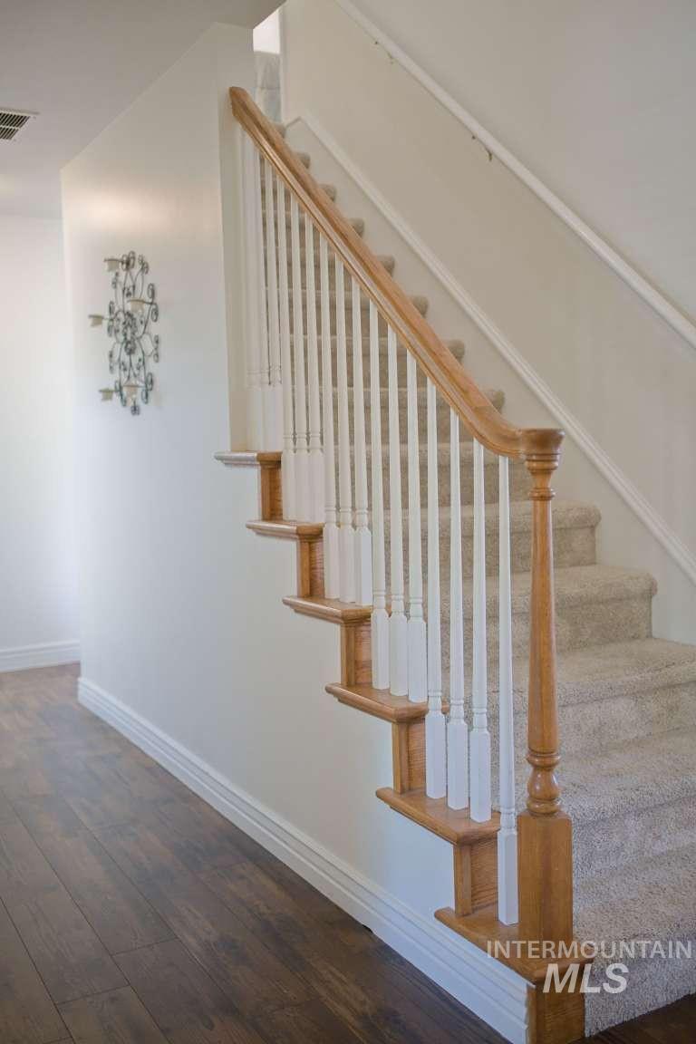 2509 N Archery Way, Meridian, Idaho 83646, 3 Bedrooms, 2.5 Bathrooms, Residential For Sale, Price $489,000,MLS 98988850