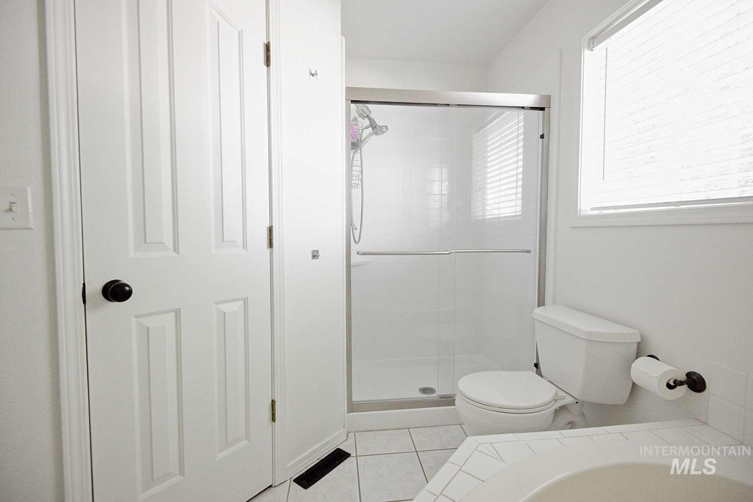 2509 N Archery Way, Meridian, Idaho 83646, 3 Bedrooms, 2.5 Bathrooms, Residential For Sale, Price $489,000,MLS 98988850