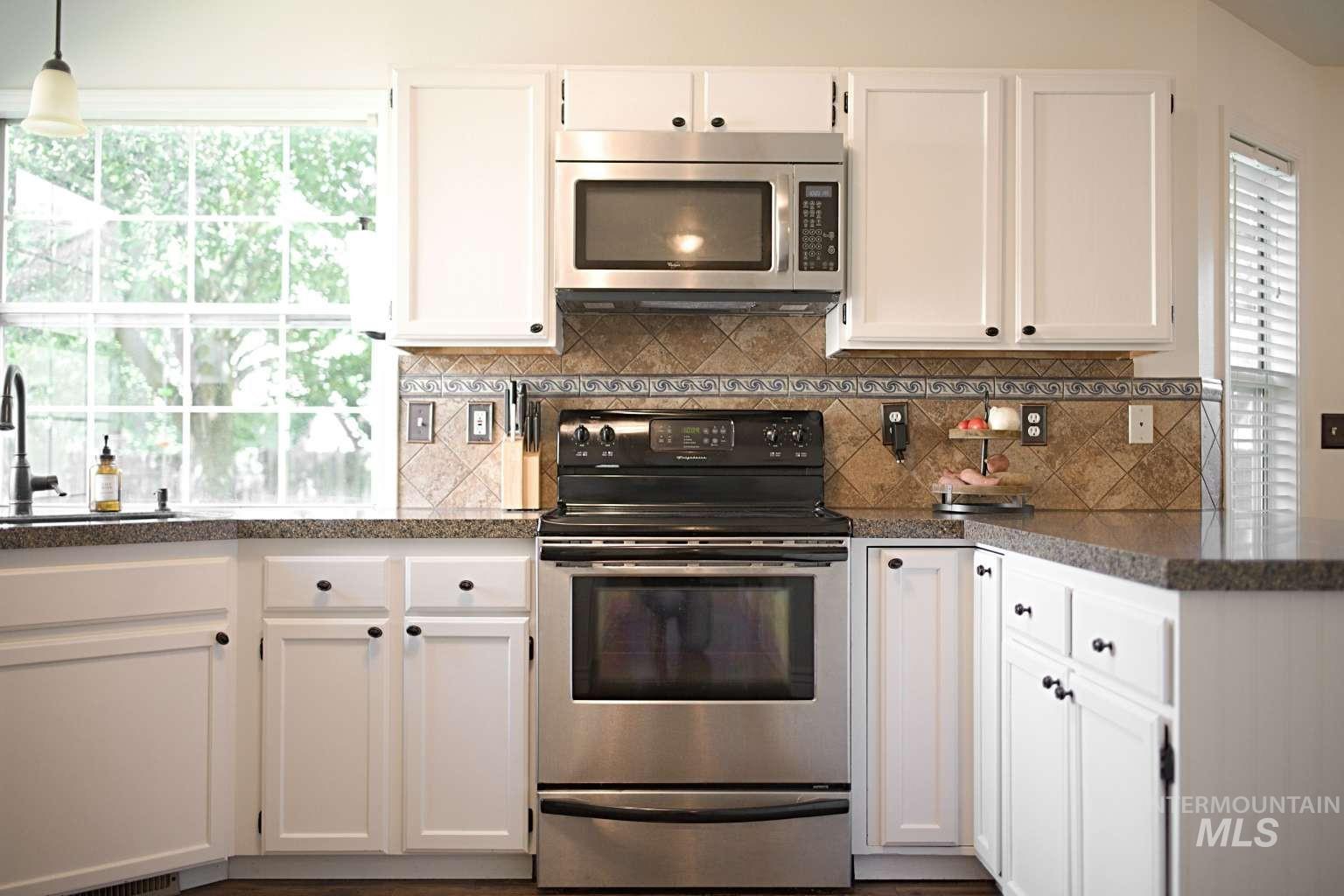 2509 N Archery Way, Meridian, Idaho 83646, 3 Bedrooms, 2.5 Bathrooms, Residential For Sale, Price $489,000,MLS 98988850