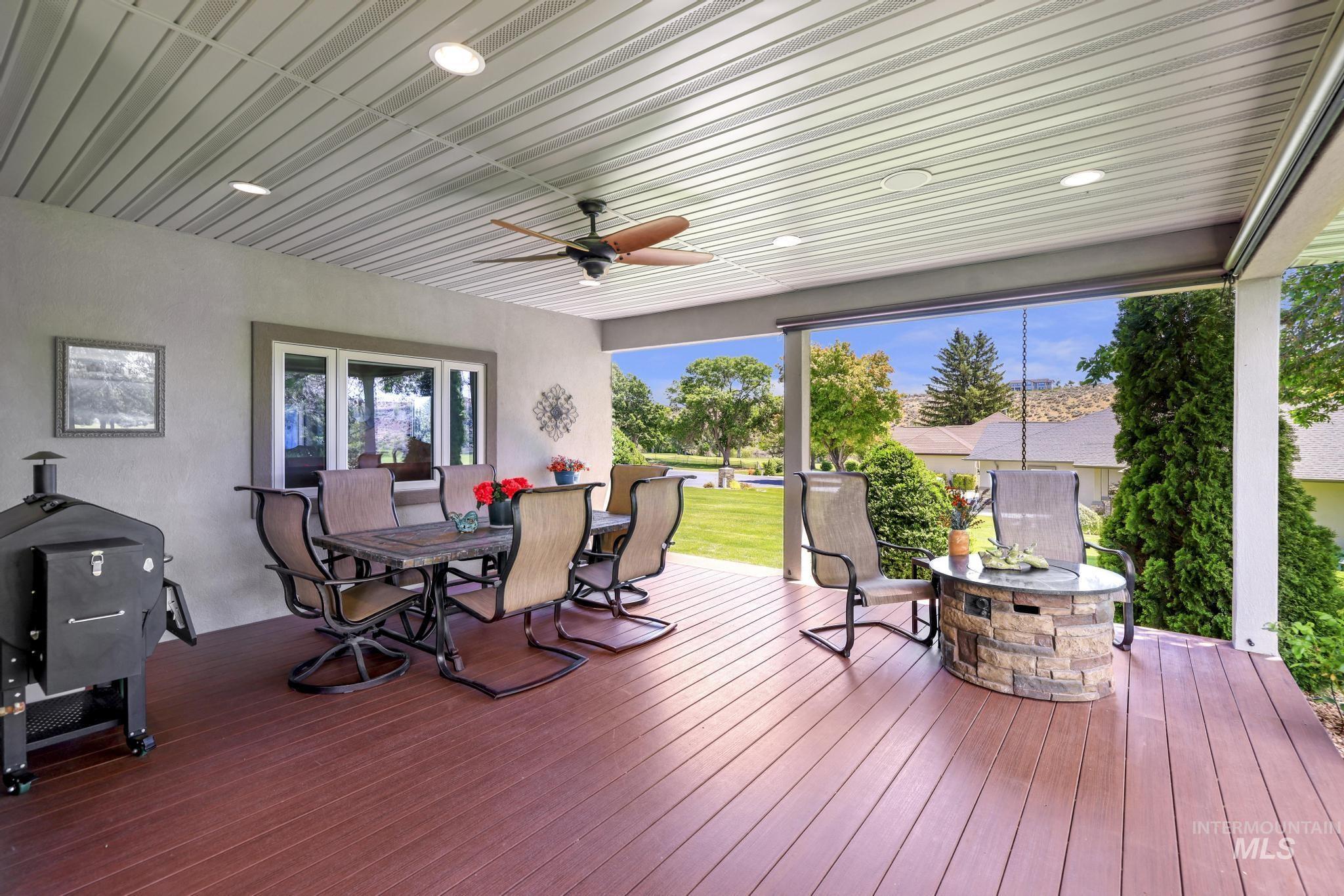 128 Riverside Ln., Buhl, Idaho 83316, 3 Bedrooms, 4 Bathrooms, Residential For Sale, Price $985,000,MLS 98988863