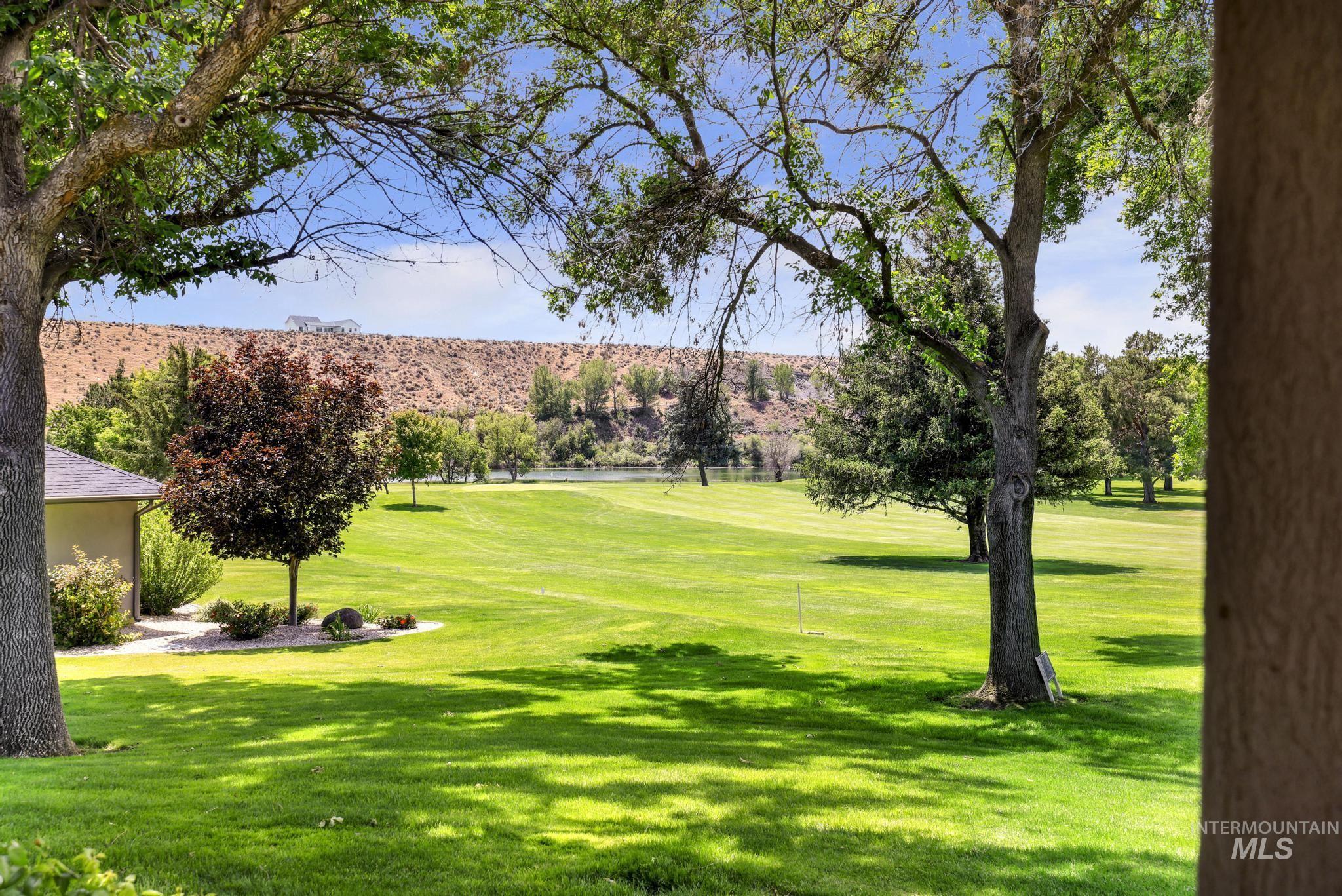 128 Riverside Ln., Buhl, Idaho 83316, 3 Bedrooms, 4 Bathrooms, Residential For Sale, Price $985,000,MLS 98988863