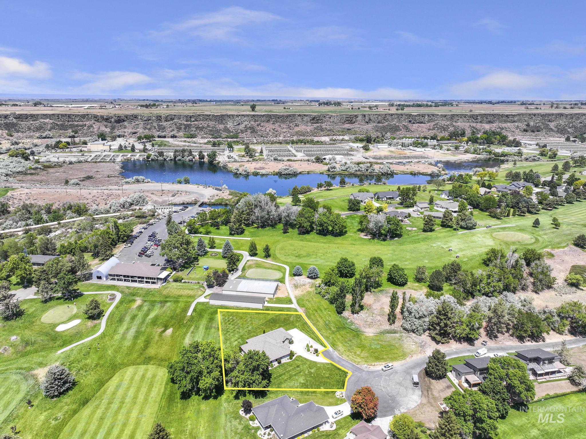 128 Riverside Ln., Buhl, Idaho 83316, 3 Bedrooms, 4 Bathrooms, Residential For Sale, Price $985,000,MLS 98988863
