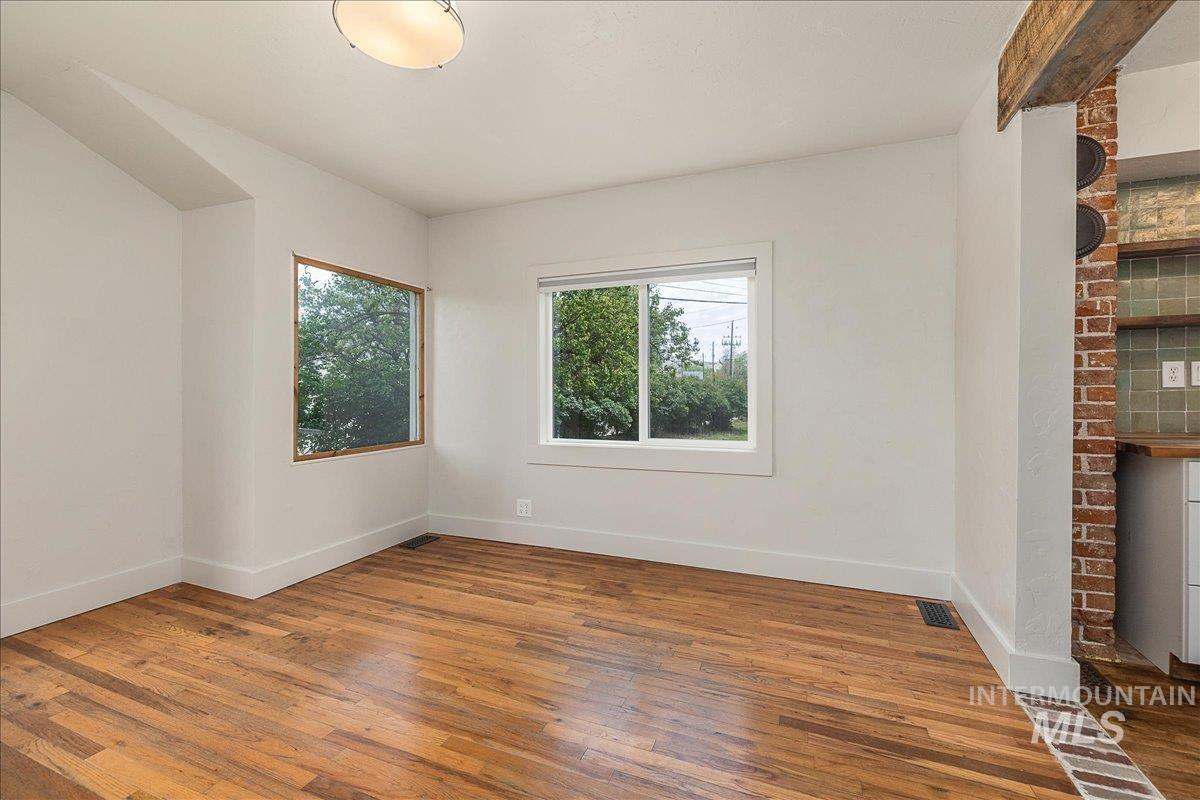 1419 E Boise Ave, Boise, Idaho 83706, 2 Bedrooms, 1 Bathroom, Residential For Sale, Price $549,900,MLS 98988864