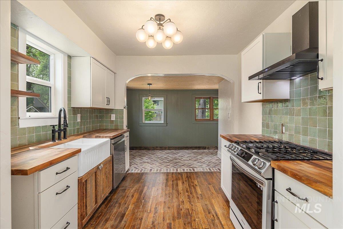 1419 E Boise Ave, Boise, Idaho 83706, 2 Bedrooms, 1 Bathroom, Residential For Sale, Price $549,900,MLS 98988864