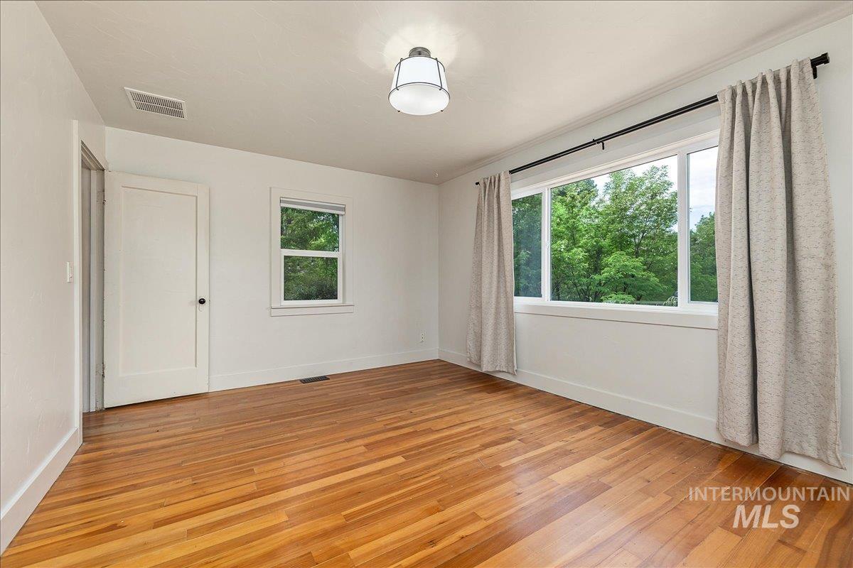 1419 E Boise Ave, Boise, Idaho 83706, 2 Bedrooms, 1 Bathroom, Residential For Sale, Price $549,900,MLS 98988864