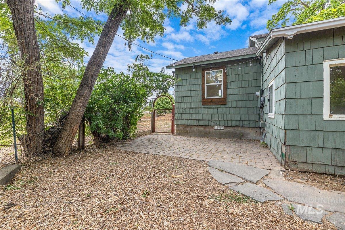 1419 E Boise Ave, Boise, Idaho 83706, 2 Bedrooms, 1 Bathroom, Residential For Sale, Price $549,900,MLS 98988864