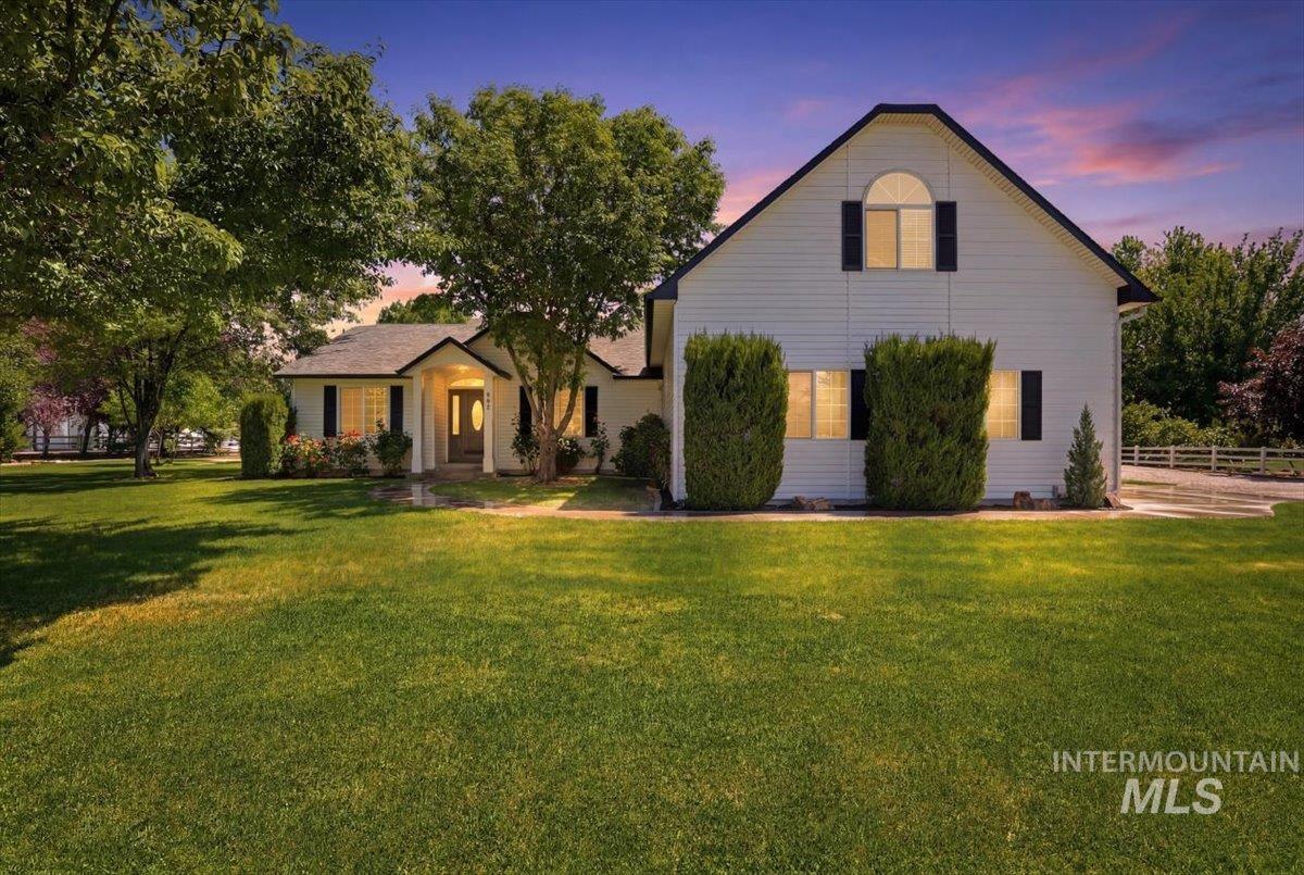 920 N Ashford Ln., Nampa, Idaho 83687, 3 Bedrooms, 2 Bathrooms, Residential For Sale, Price $860,000,MLS 98988865