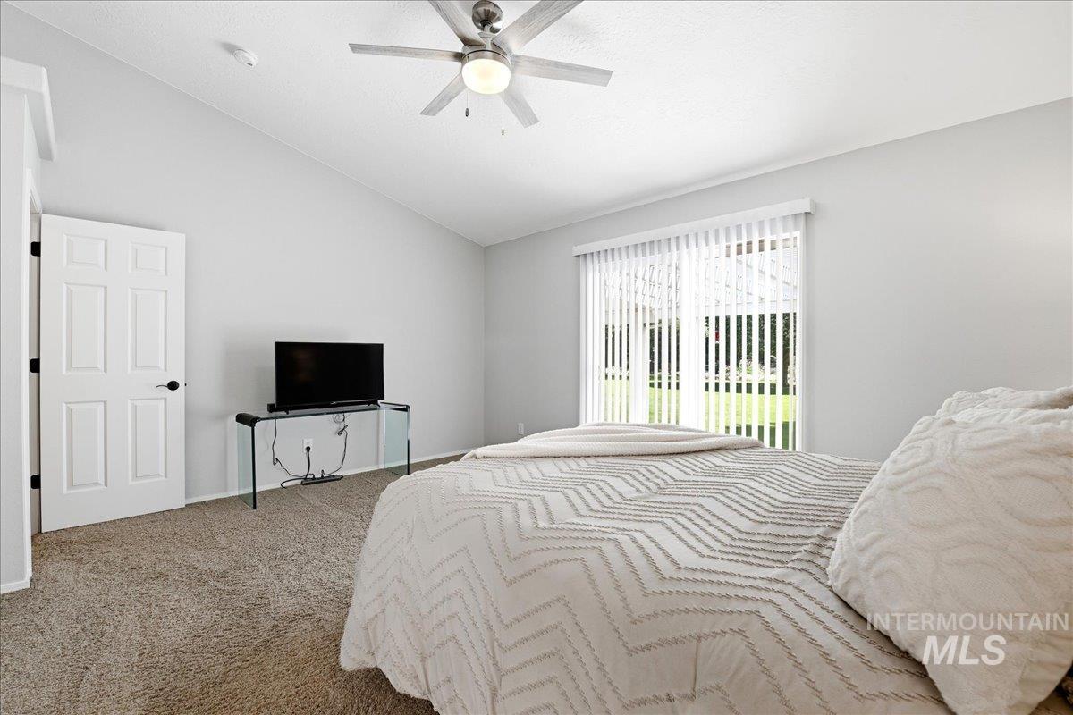 920 N Ashford Ln., Nampa, Idaho 83687, 3 Bedrooms, 2 Bathrooms, Residential For Sale, Price $860,000,MLS 98988865